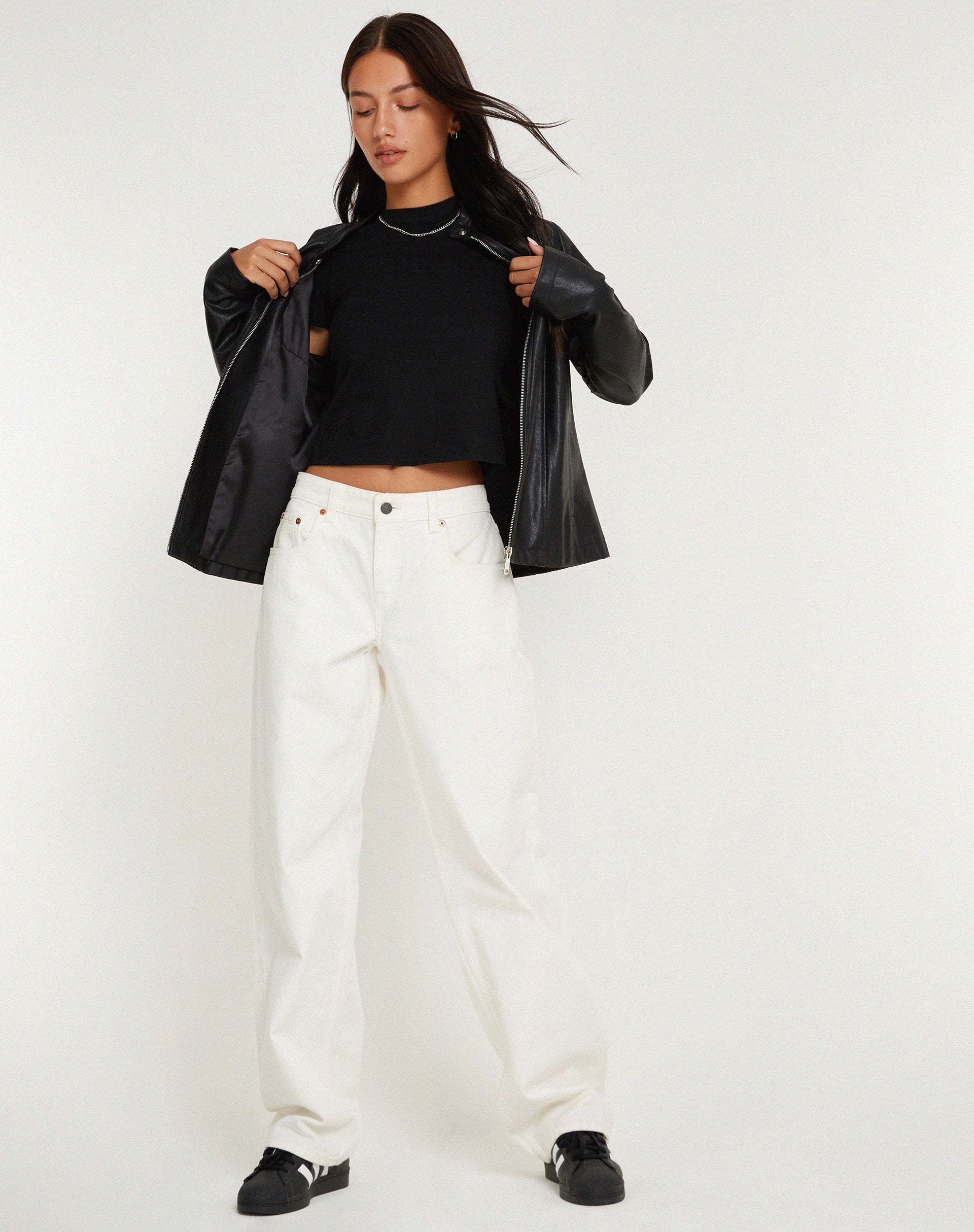 imagen de MOTEL X BARBARA Low Rise Parallel Jeans en True White