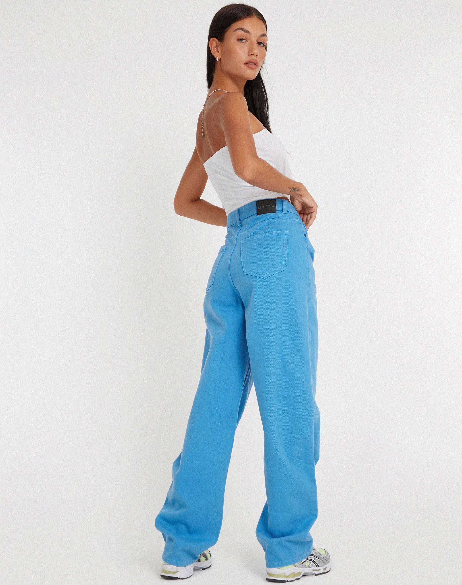 imagen de Parallel Jeans en azul celeste