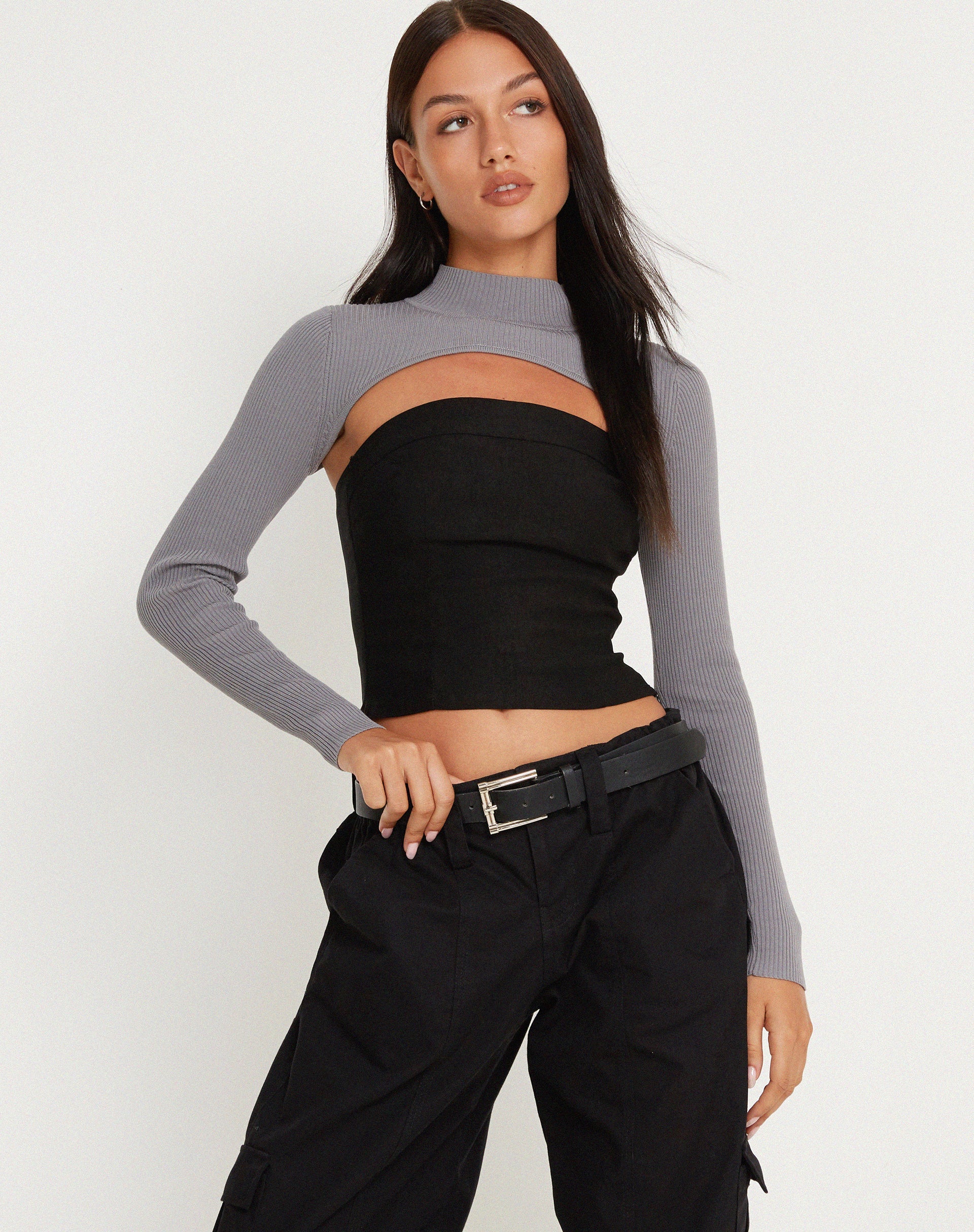 imagen de Renjana Long Sleeve Shrug Top en Flint Gray