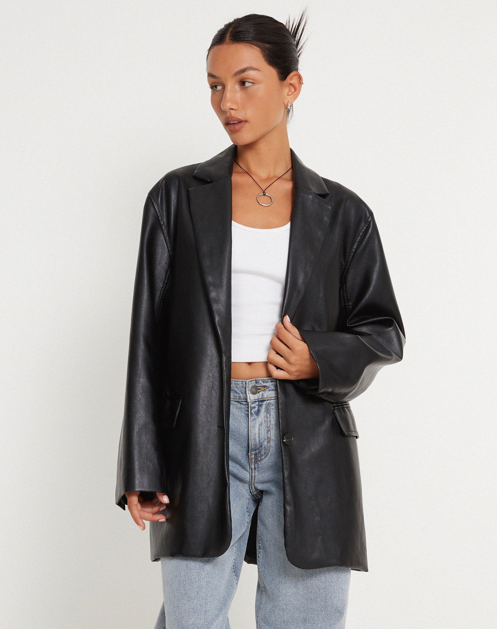 Imagen de Saken Blazer en Pu Negro