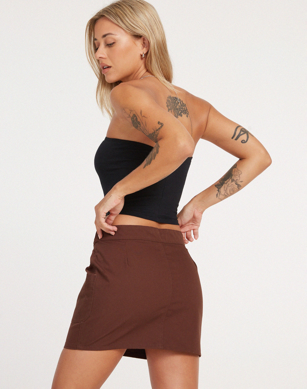 Stina Cargo Micro Falda en Panamá Choco