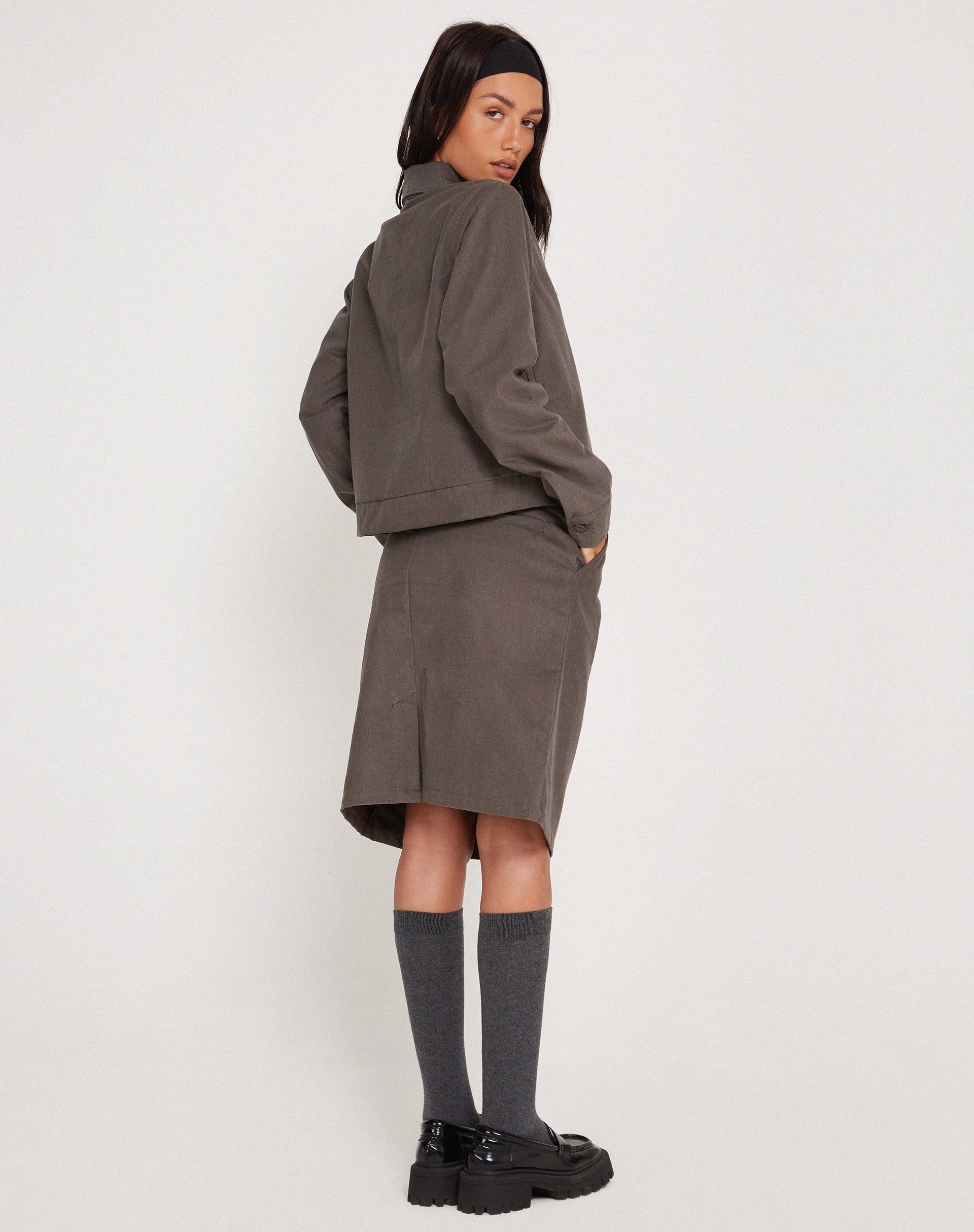 Imagen de la chaqueta Tumbas en gris oscuro