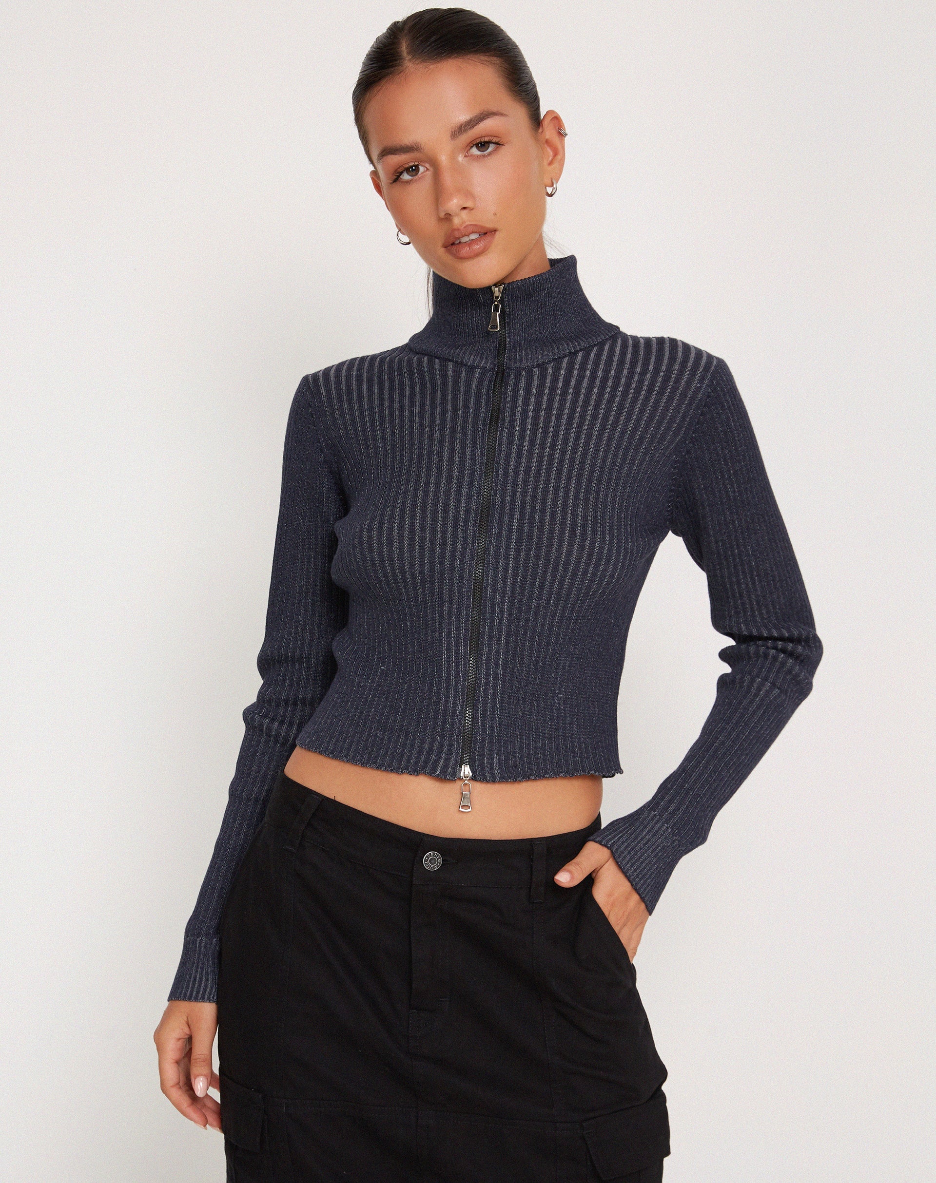 Imagen de Tuzifa Cropped Jumper Azul marino