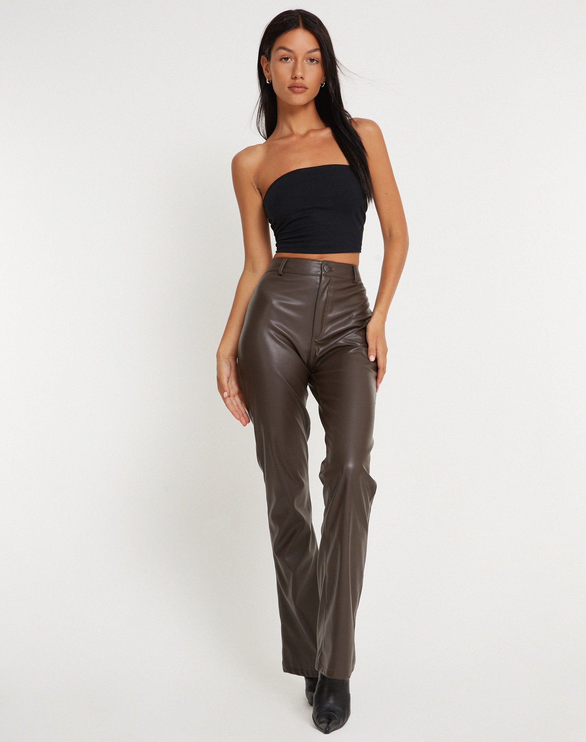 Imagen de Zoven Pantalones en Pu Chocolate Oscuro