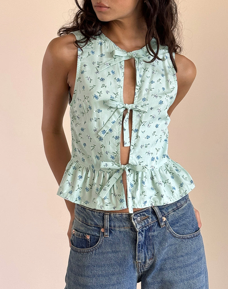 imagen de Revata Tie Front Top en Pretty Petal Green