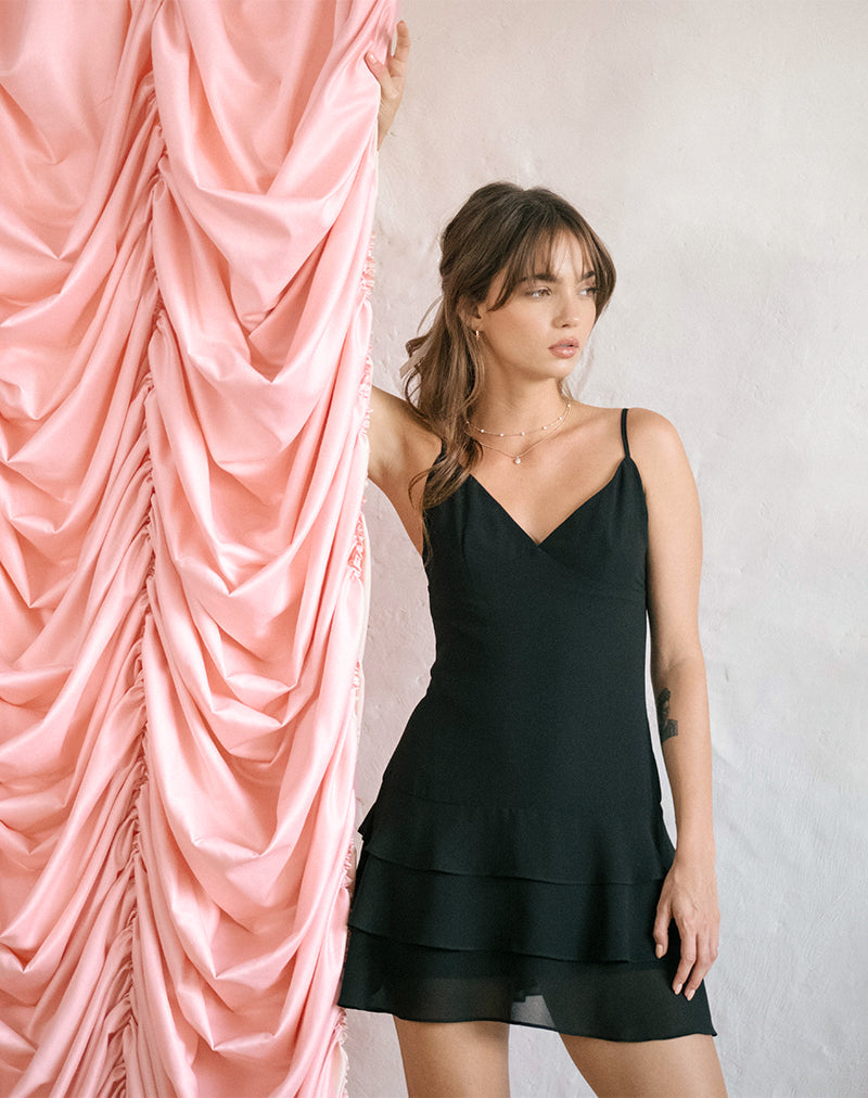 Riasi Ruffle Mini Dress in Chiffon Negro