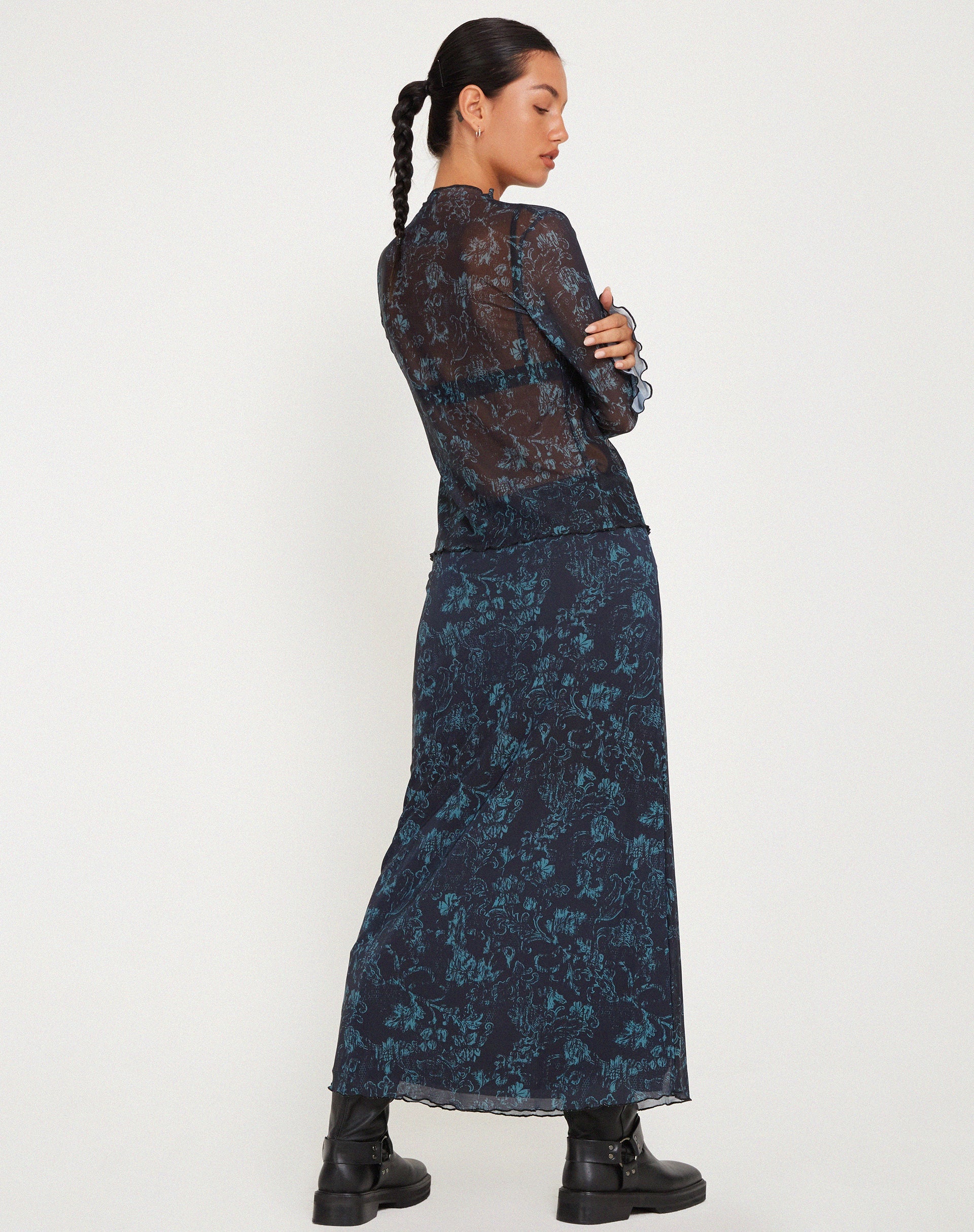 Imagen de Rindu Falda Midi en Batik Botánico Negro Verde