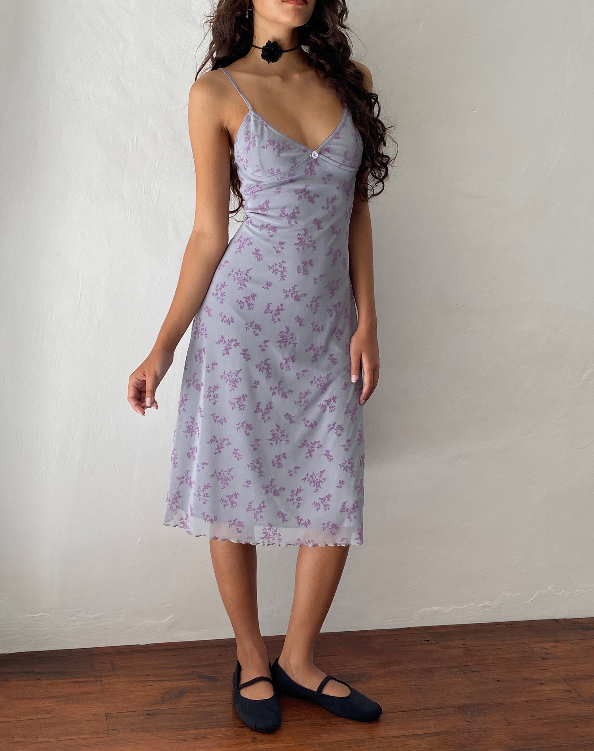 imagen de Rohaya Midi Dress in Purple Botanist Flock