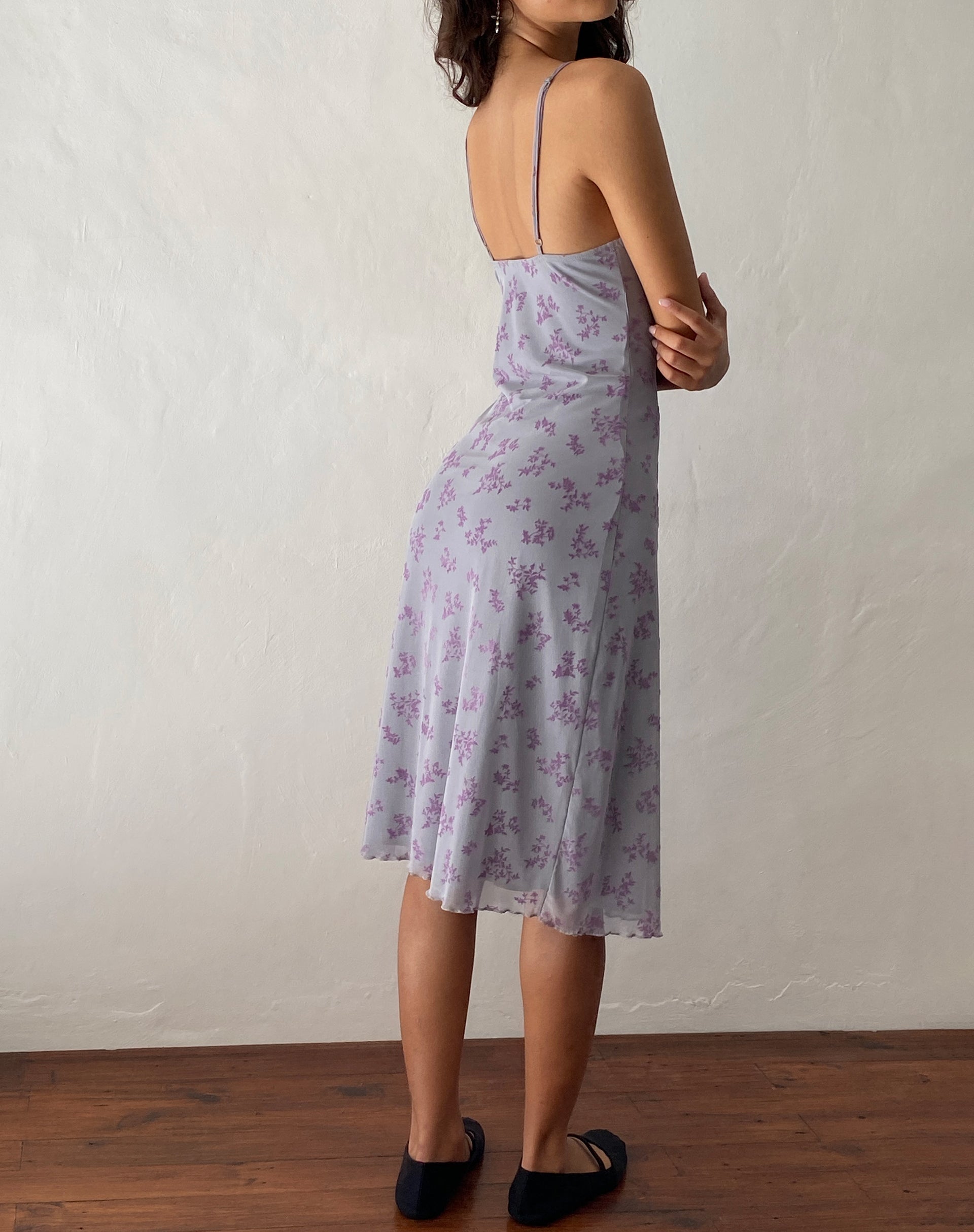imagen de Rohaya Midi Dress in Purple Botanist Flock