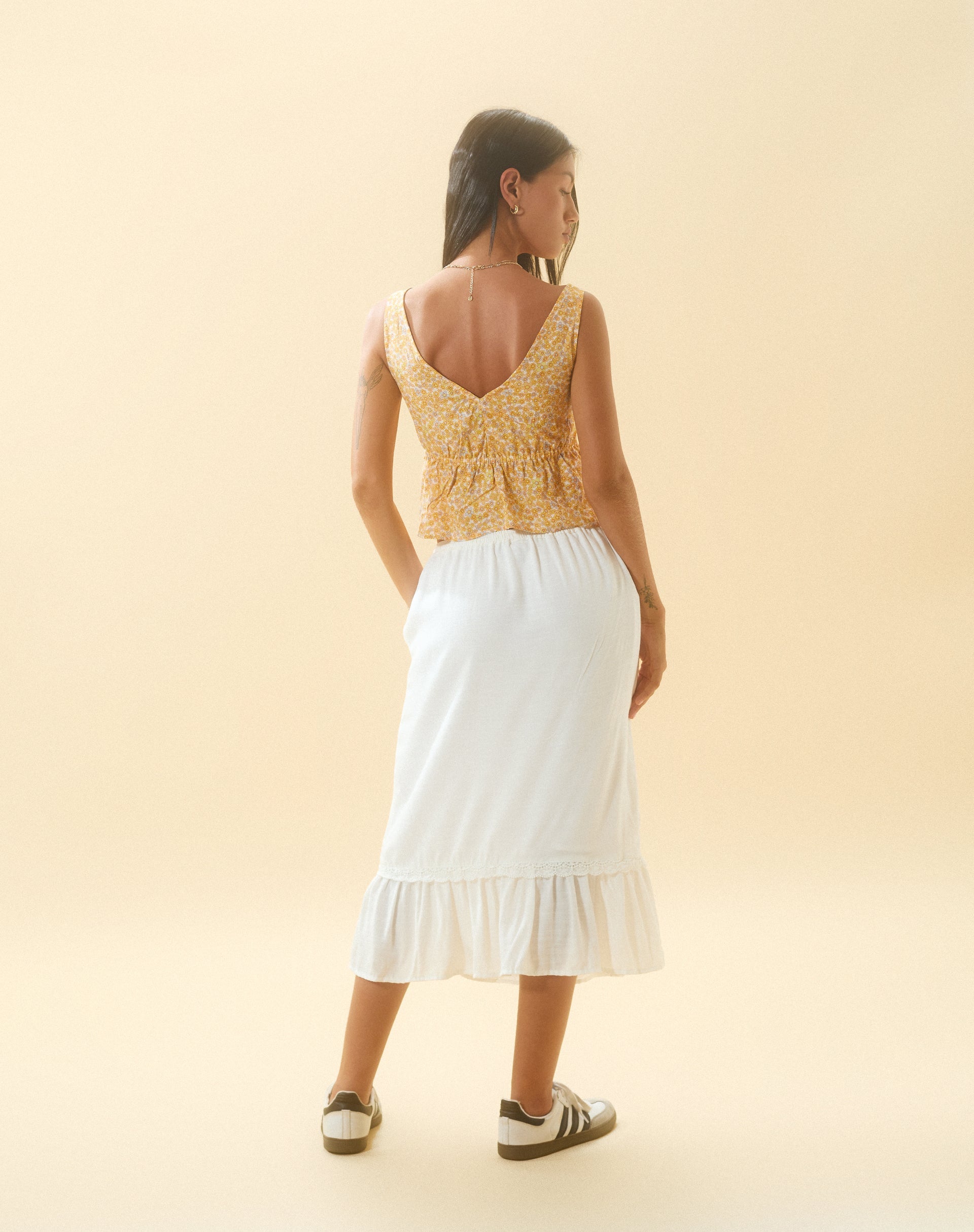 Imagen de Kokies Frill Hem Midi Skirt in White