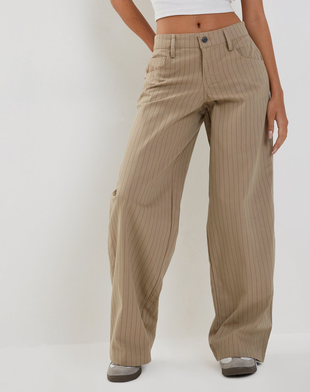 Pantalones amplios de tiro bajo extra anchos en raya diplomática color piedra