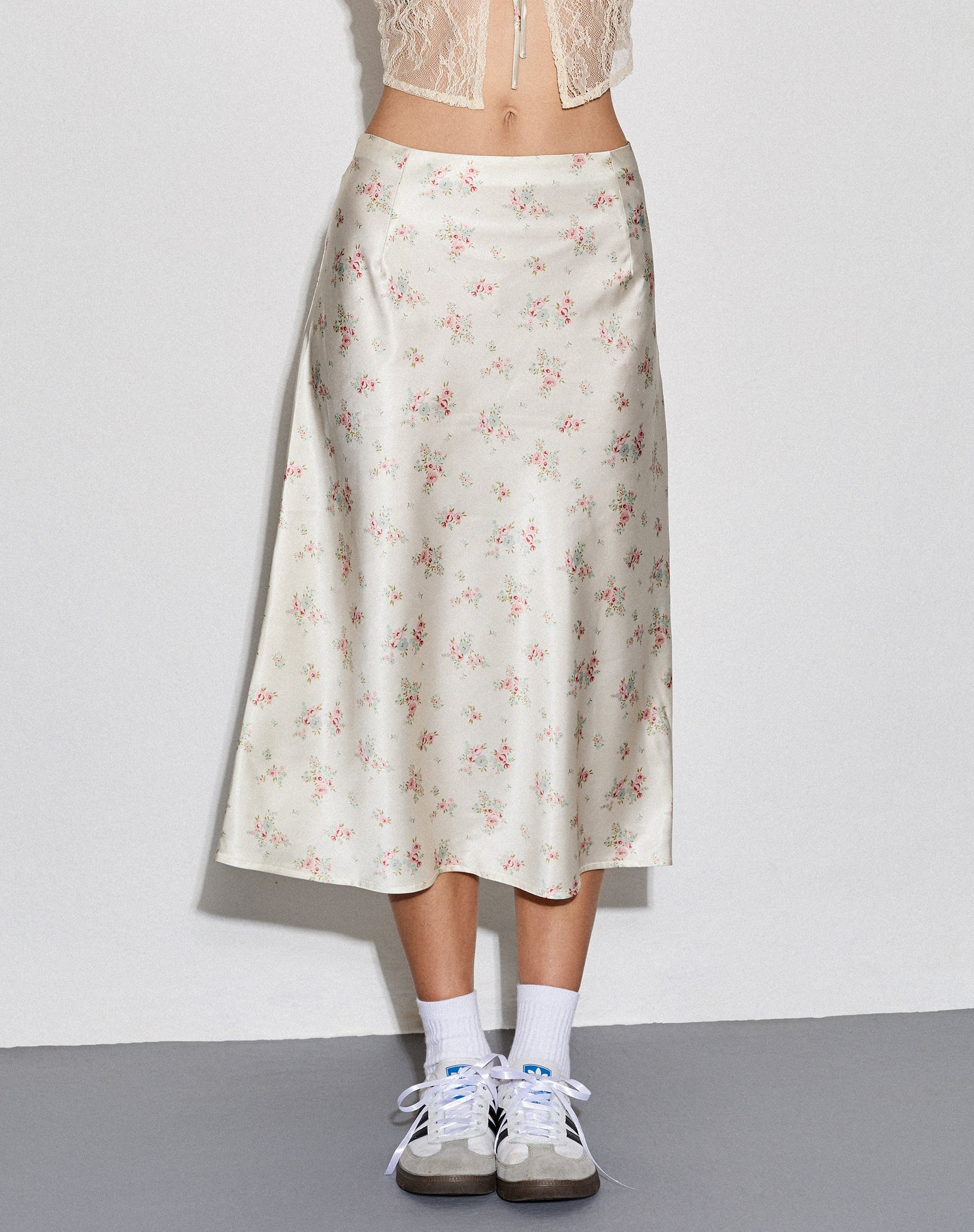 Imagen de Piya Falda midi de satén Vintage Rose Garland