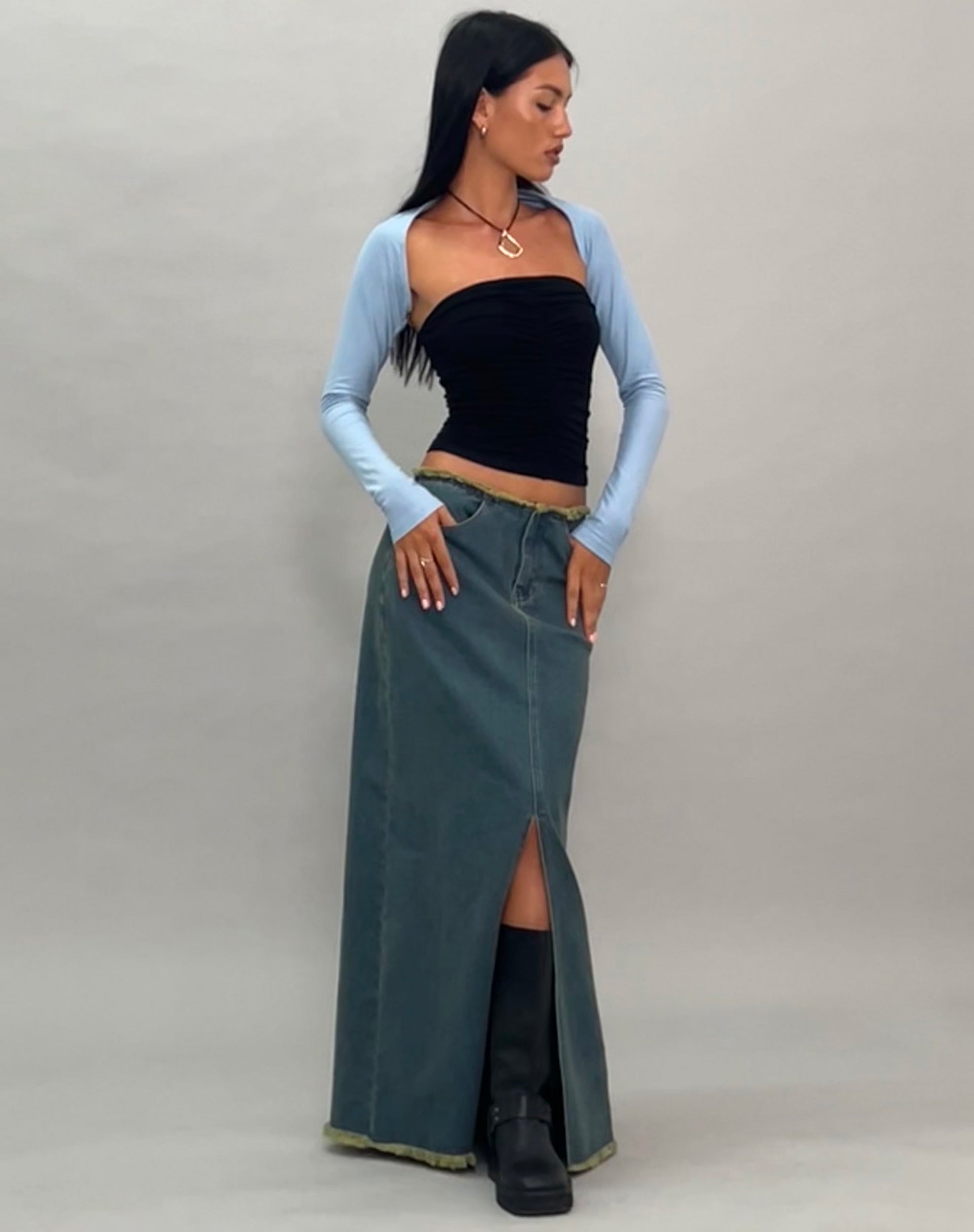 Imagen de Ladri Shrug Top Azul Nantucket