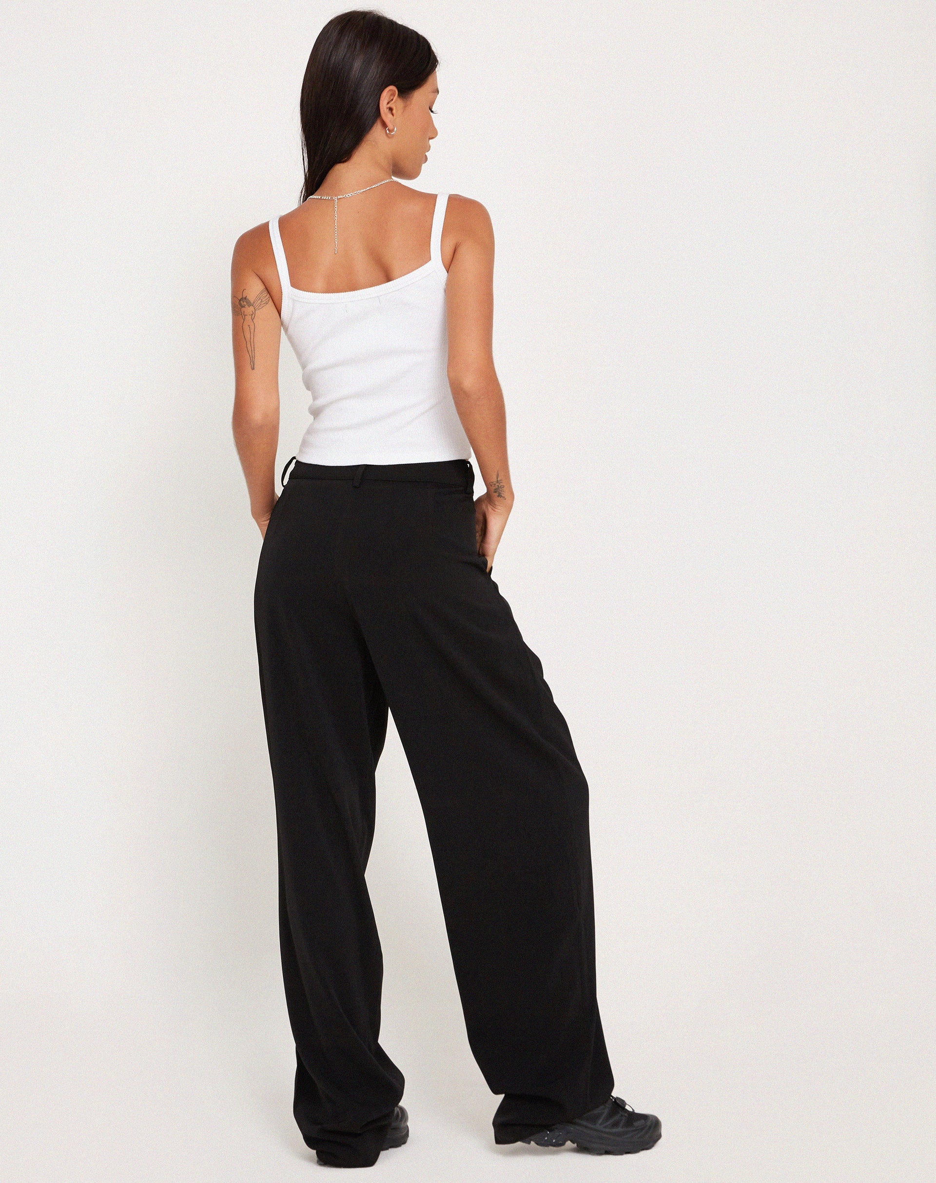 Imagen de Sakaria Pantalón de pierna ancha en negro