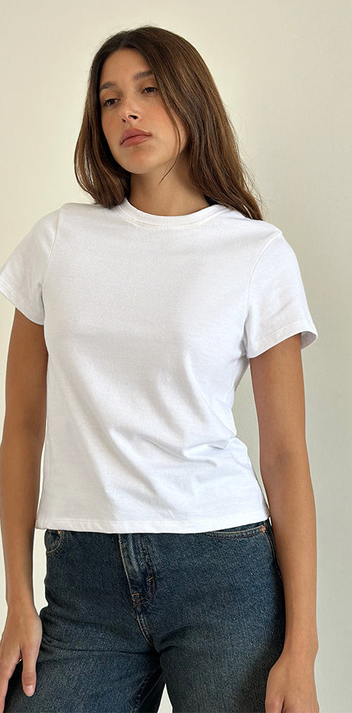 Imagen de Sakha Boxy Top en blanco liso