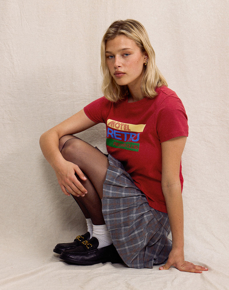 Imagen de Saki Tee in Adrenaline Red with Motel Retro Club Motif