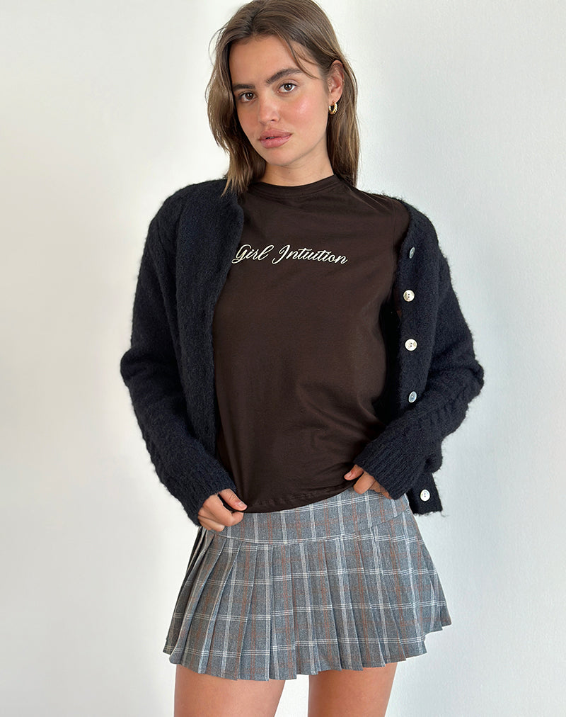 Camiseta Saki en marrón chocolate con estampado Girl Intuition