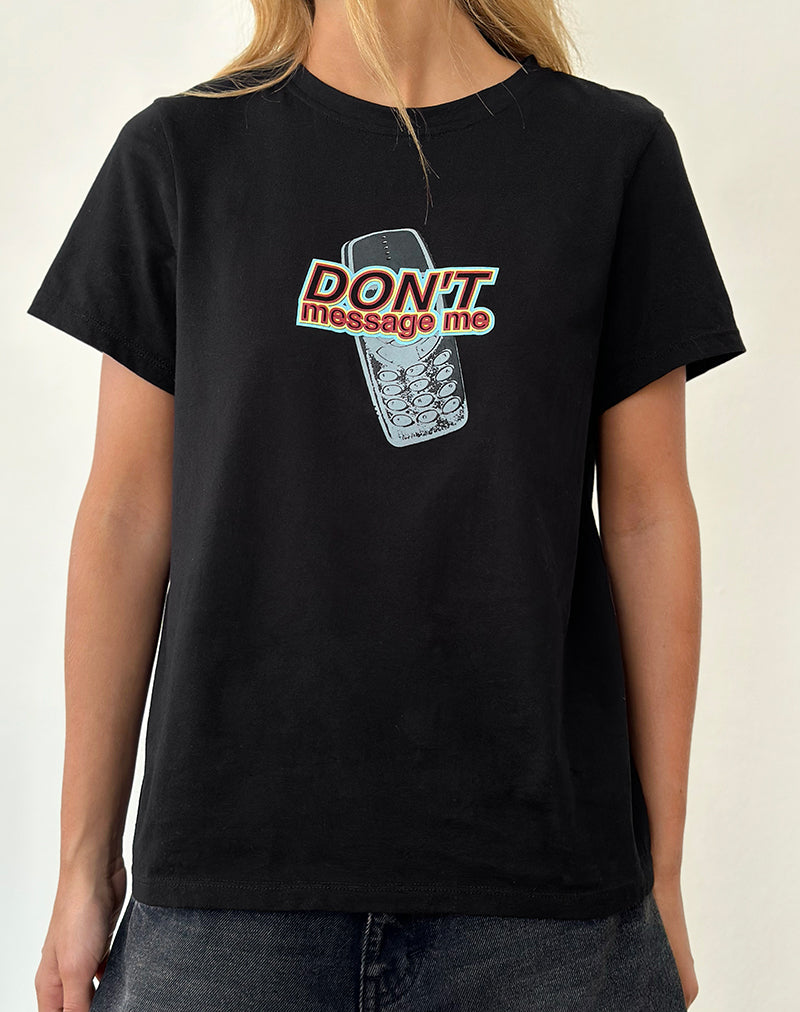 Imagen de Saki Tee in Black with Don't Message Me Graphic