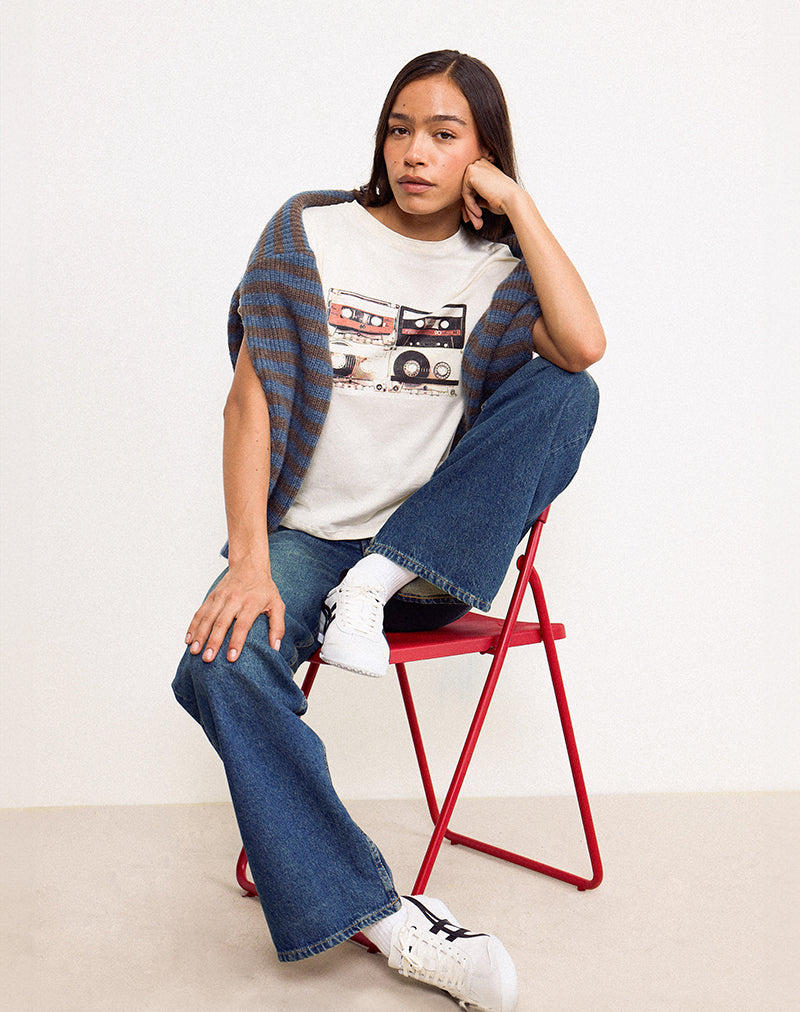 Imagen de Saki Tee in Ivory with Retro Cassette Motif