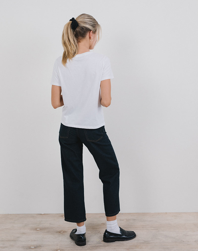 Imagen de Saki Tee in White Deer with Scarf