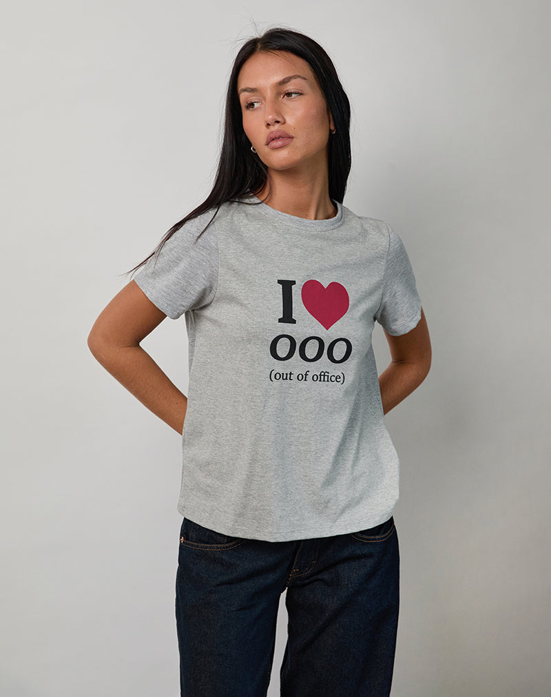Camiseta Saki de marga gris con gráfico I Love OOO