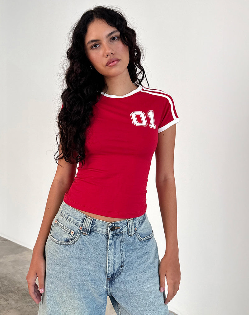 Camiseta Salda en rojo tango con ribetes en blanco roto
