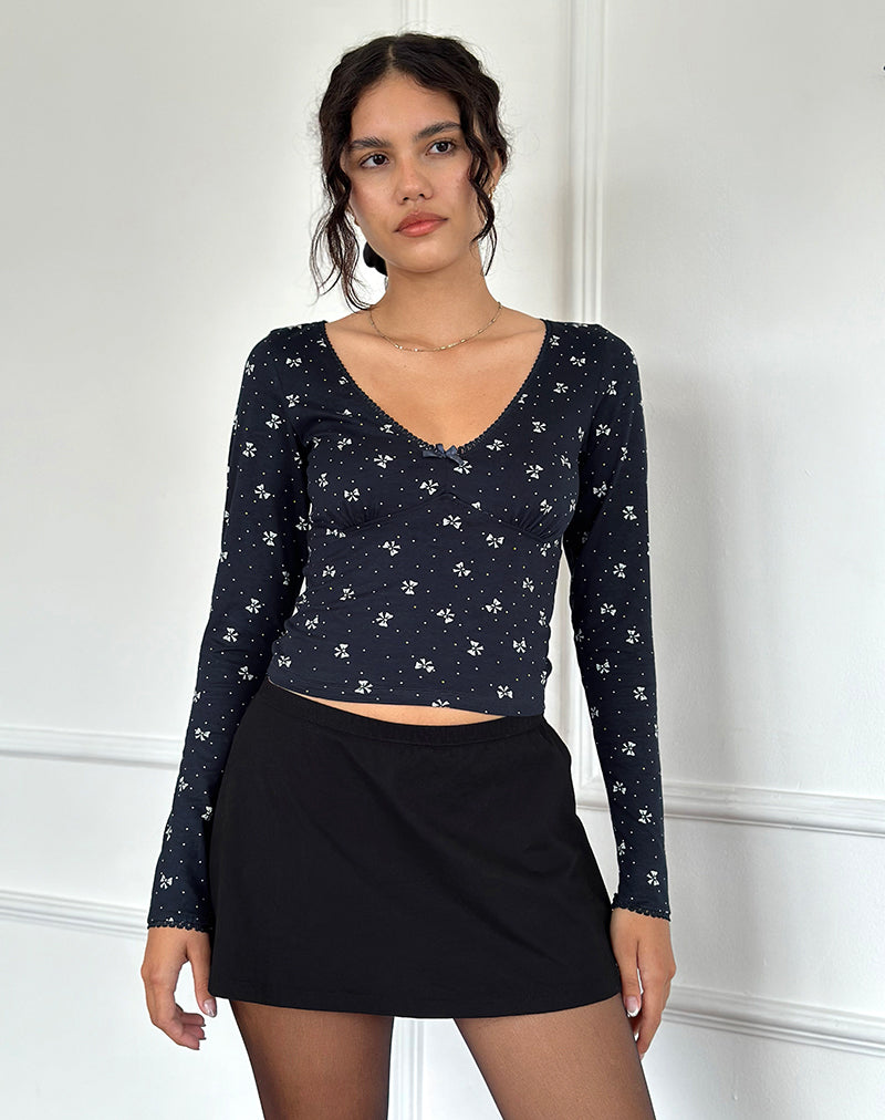Imagen de Salisa Top en azul marino con diseño de mini lazo