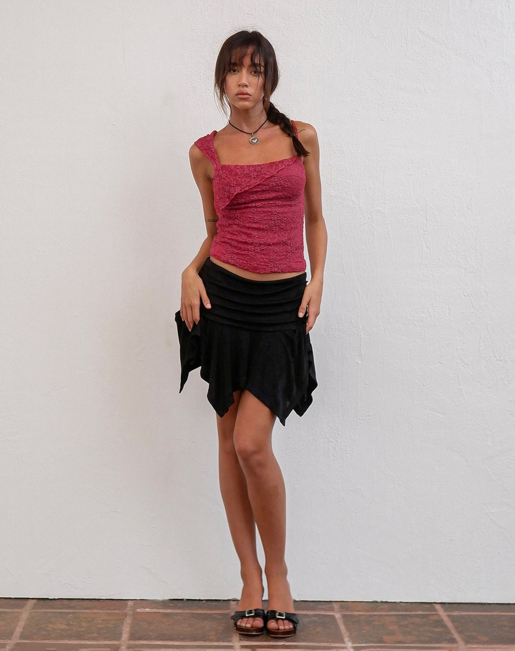 Minifalda de cintura baja Tasdi en negro