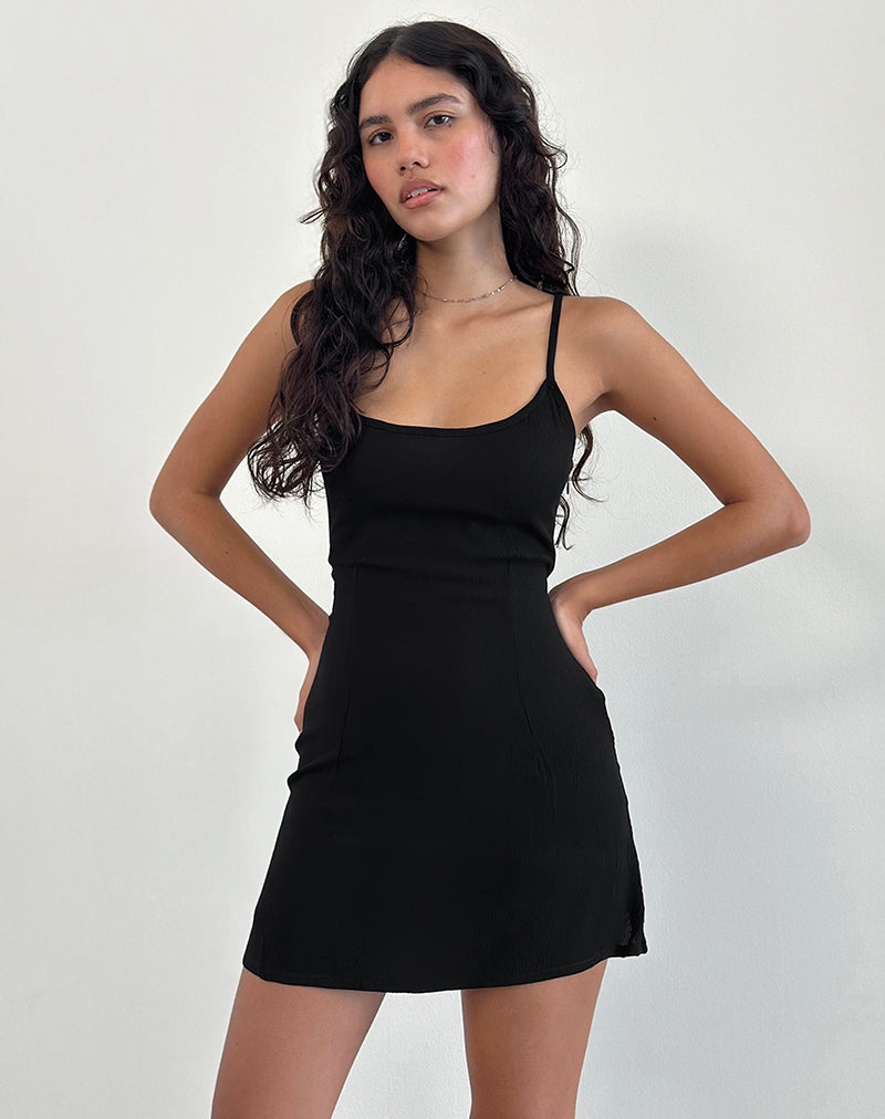 Imagen del minivestido Samiya en negro arrugado