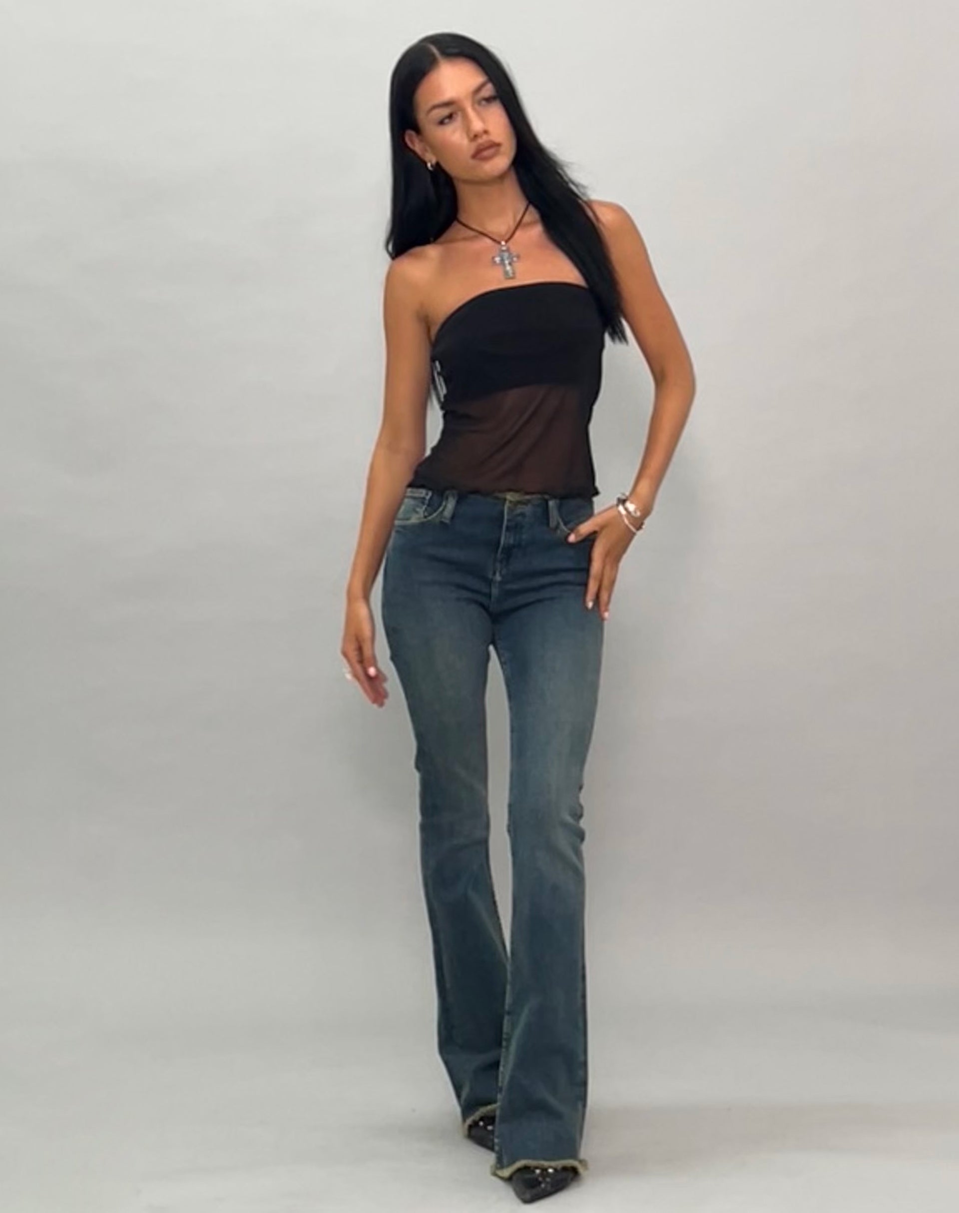 Imagen de Saturi Mesh Longline Bandeau Top en Negro