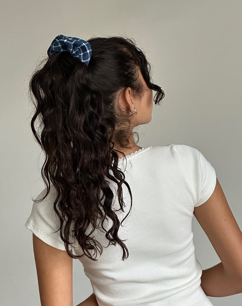 Imagen de Scrunchie in Navy Tartan