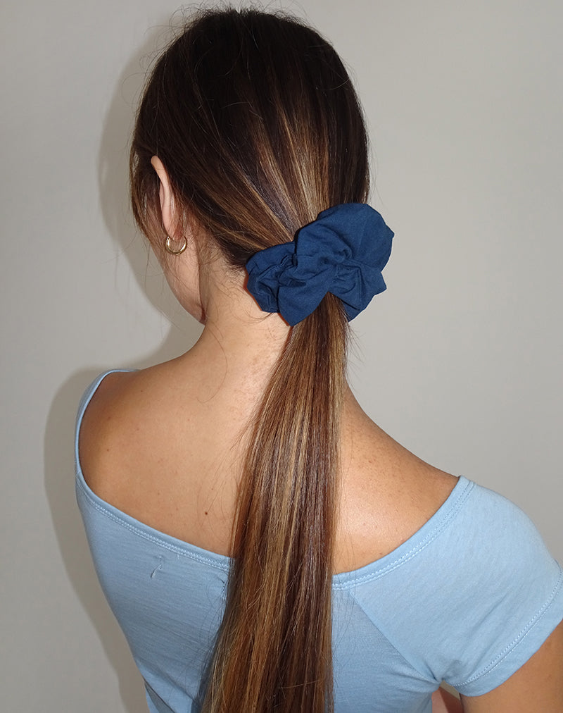 imagen de Scrunchie en azul marino