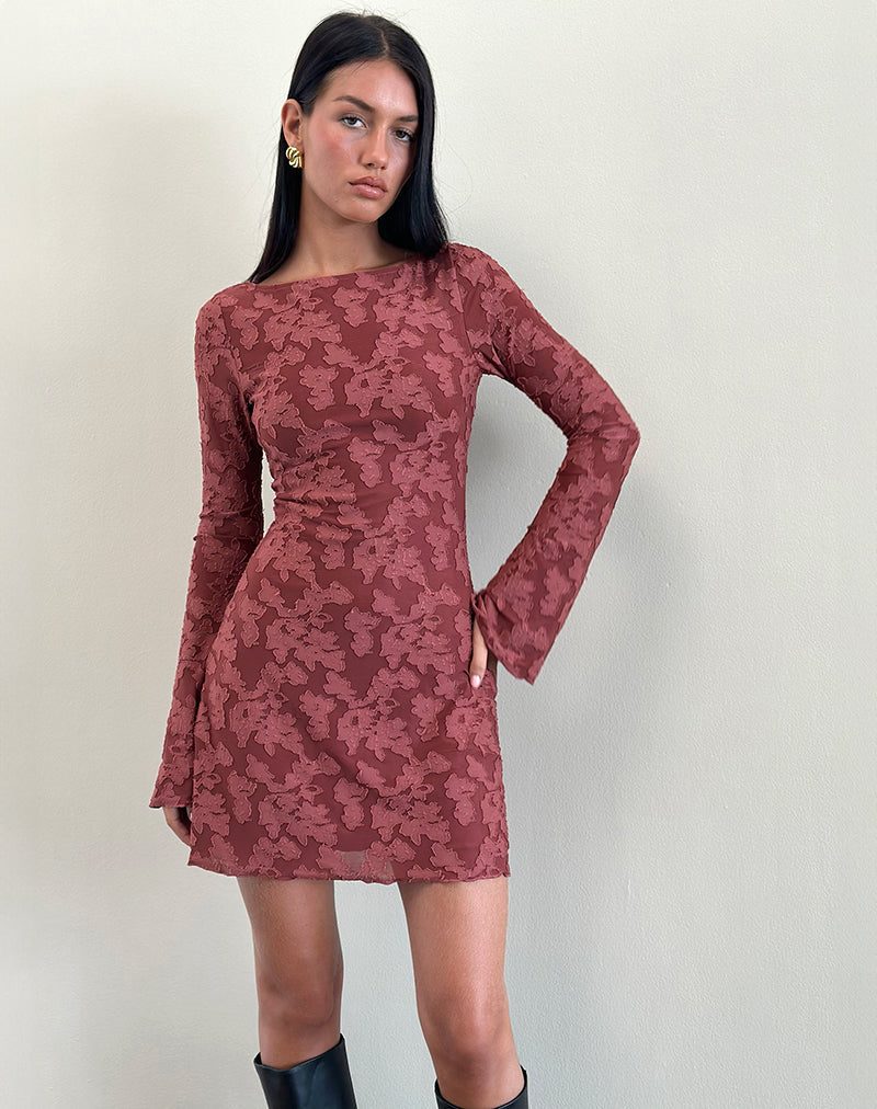Imagen del vestido Sevila en malla Burnout granate