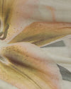 Estampado de lirios amarillos