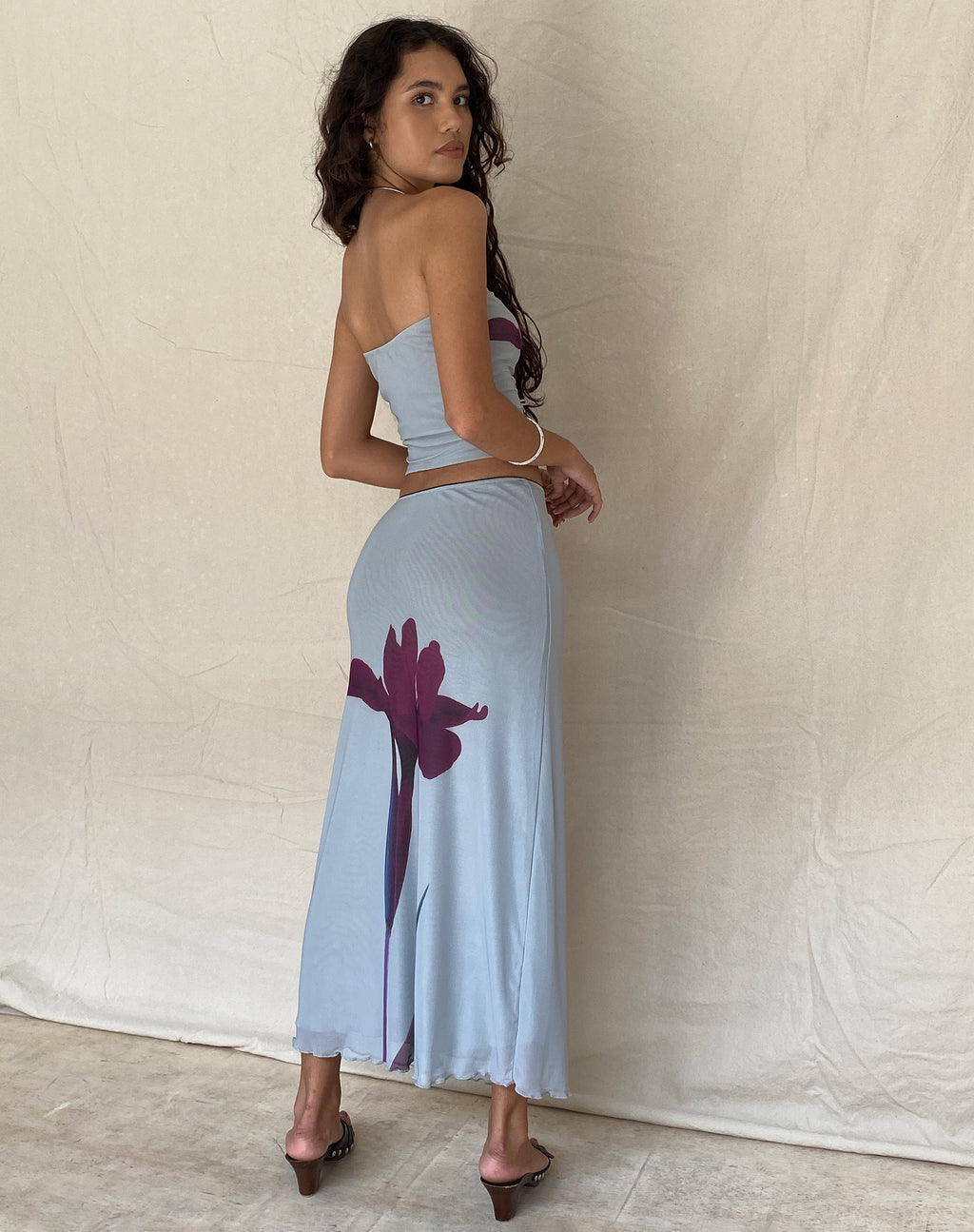 Falda Lassie Midi en Colocación Flor Menta