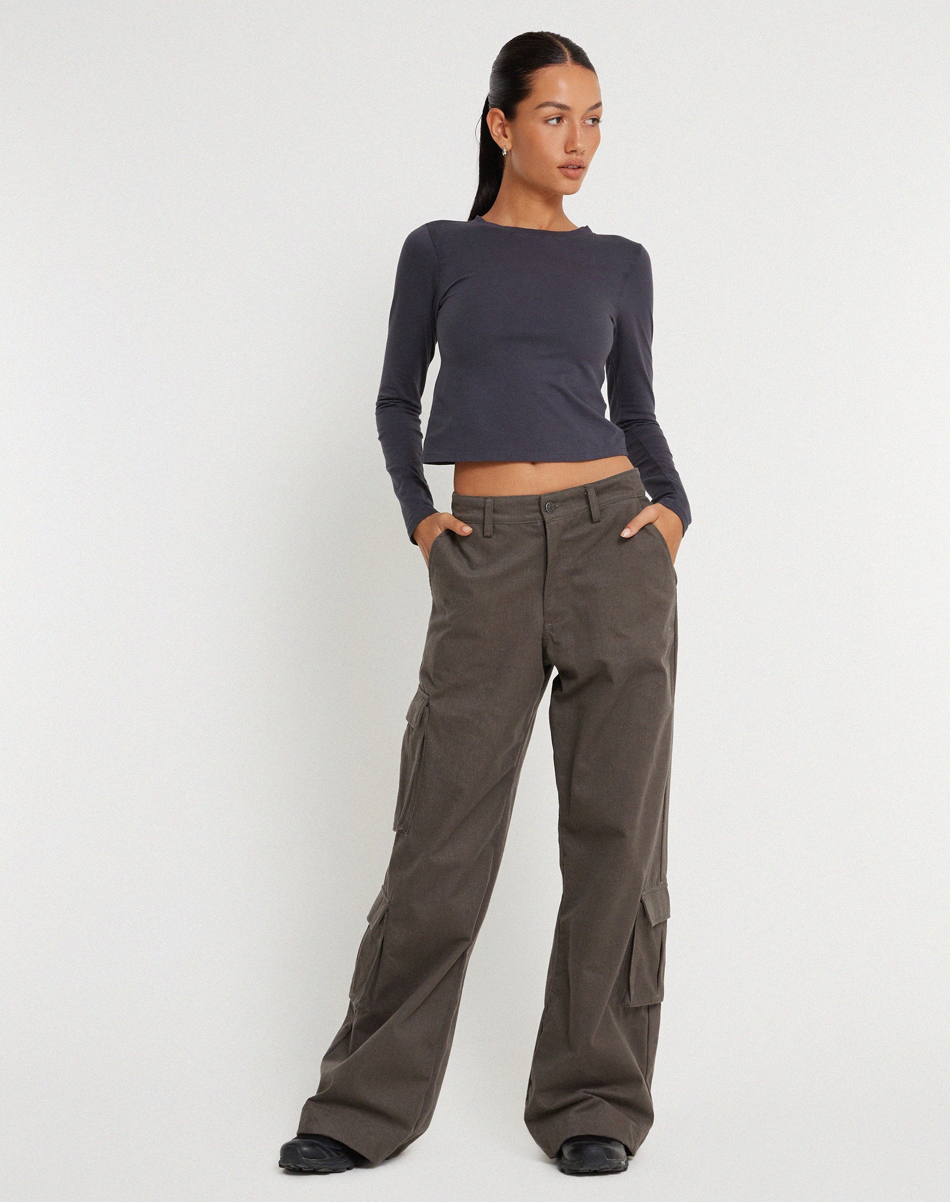 imagen de Shan Wide Leg Trouser en gris oscuro