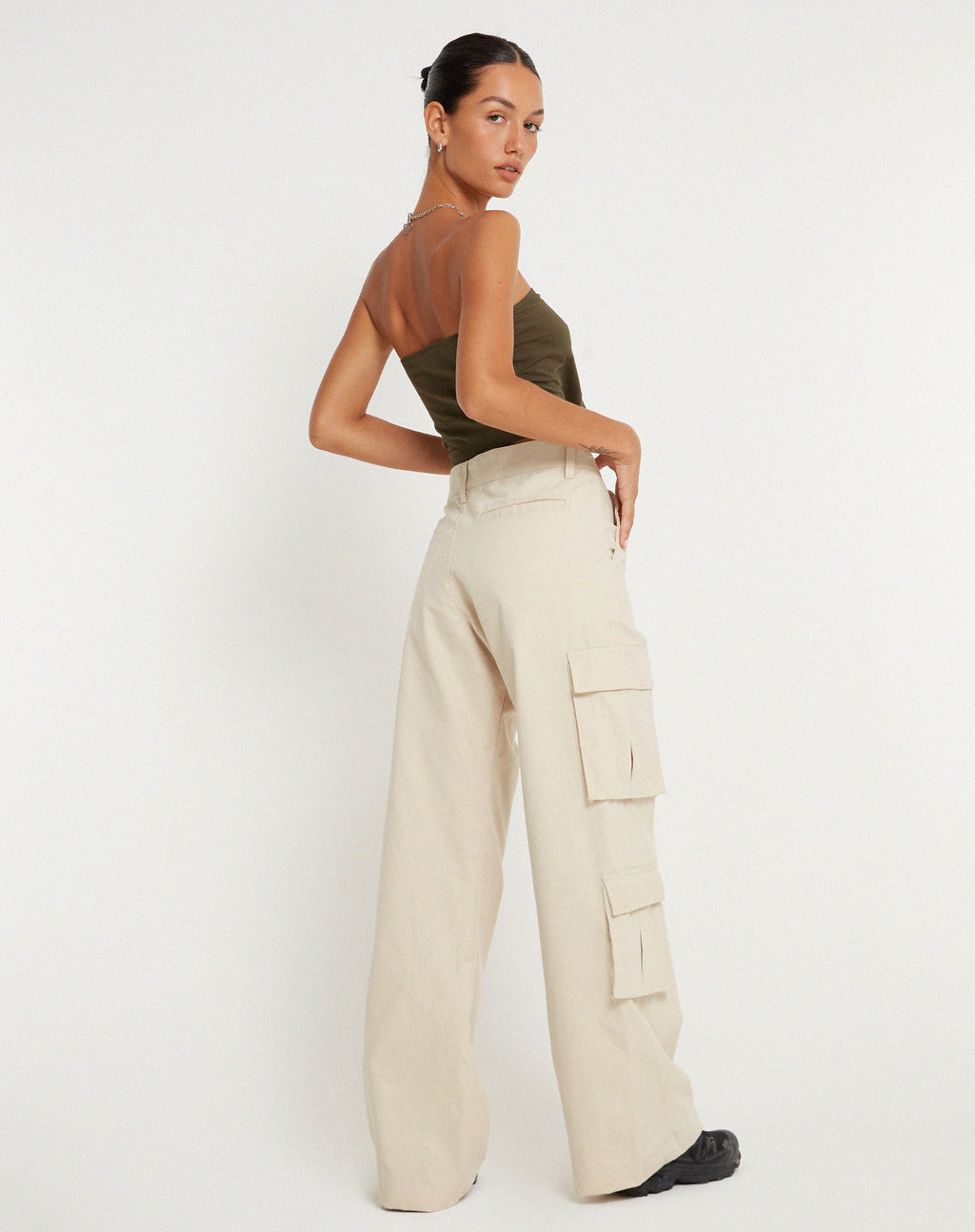 Pantalón Shan de pata ancha en crudo