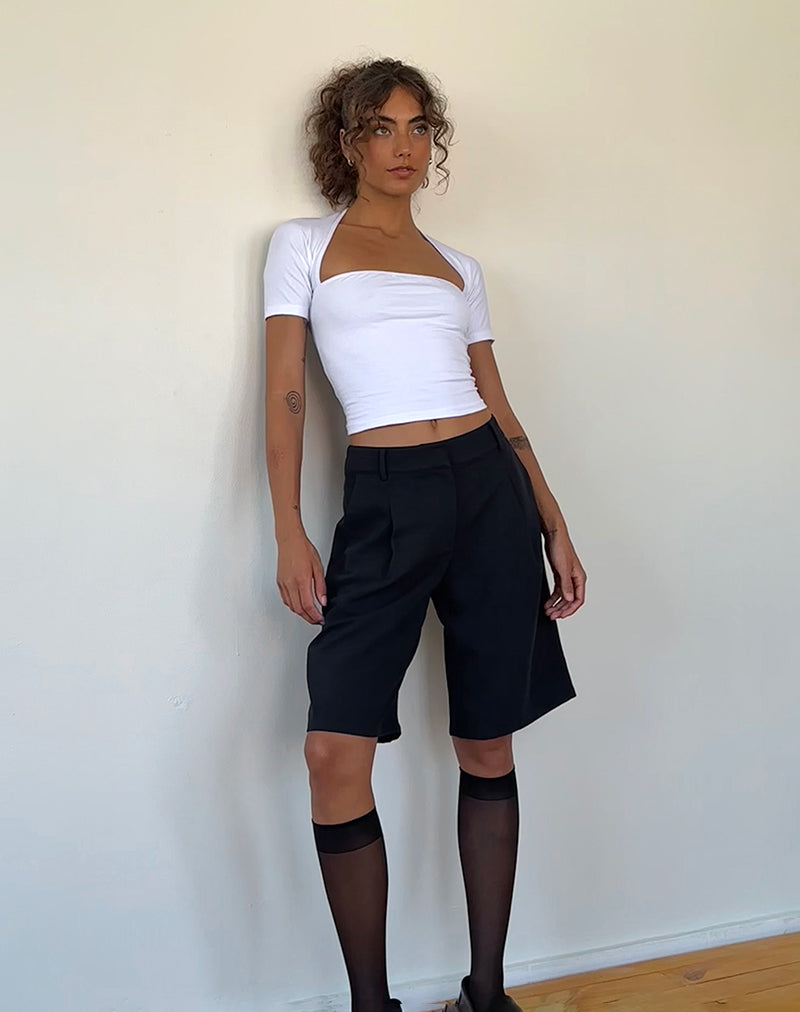 Imagen de Sintya Tailored Capri Shorts en Azul Marino