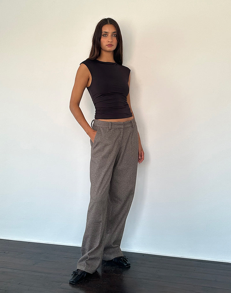 Pantalón sastre Sirkia de tiro bajo en marrón oscuro