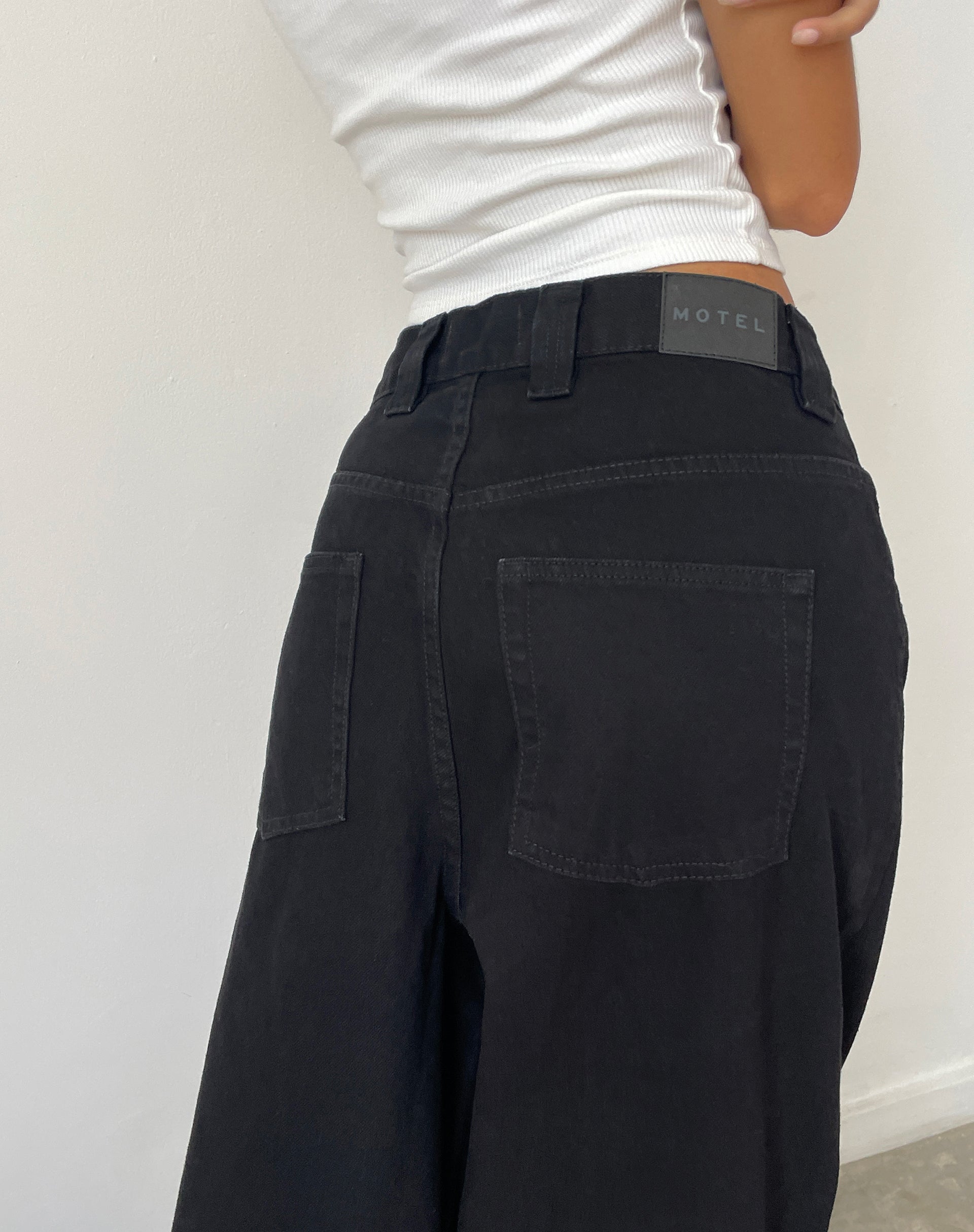 Imagen de Skater Low Rise Jean en Rinse Negro