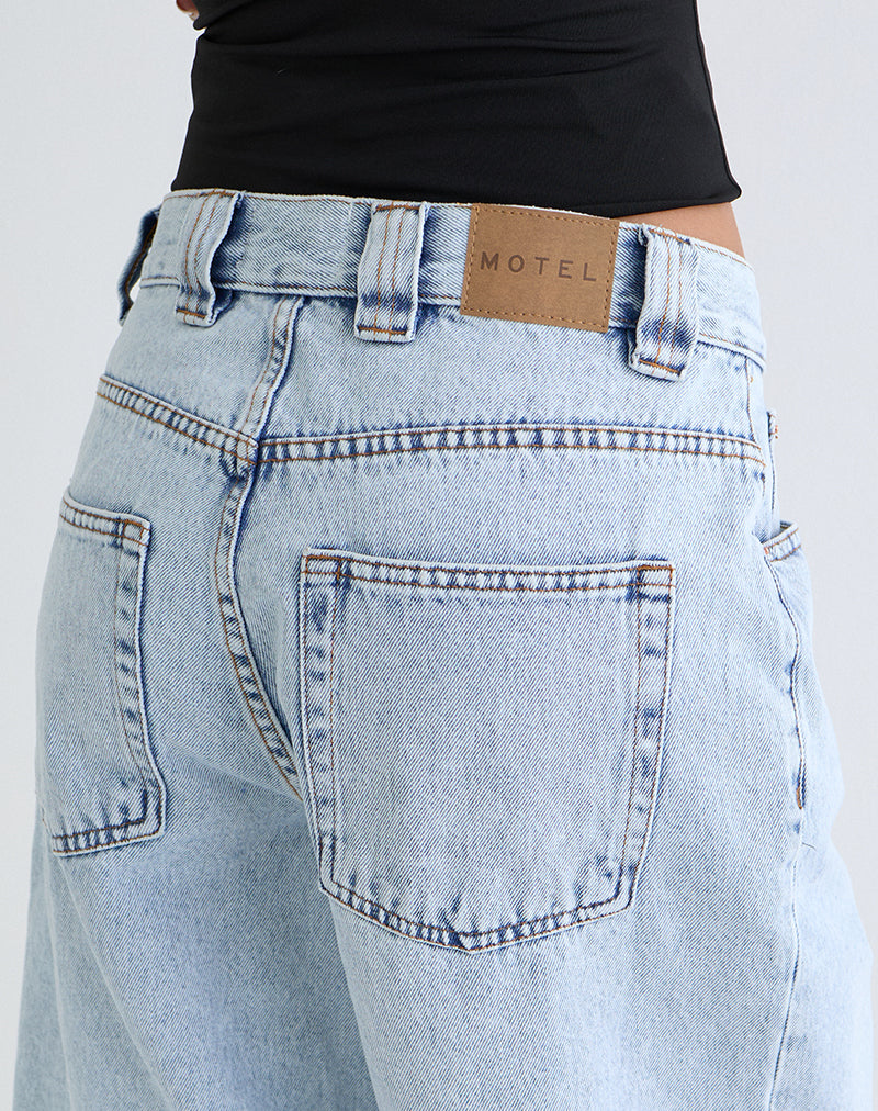 Image of Pantalones cortos de tiro bajo en azul lavado claro años 80
