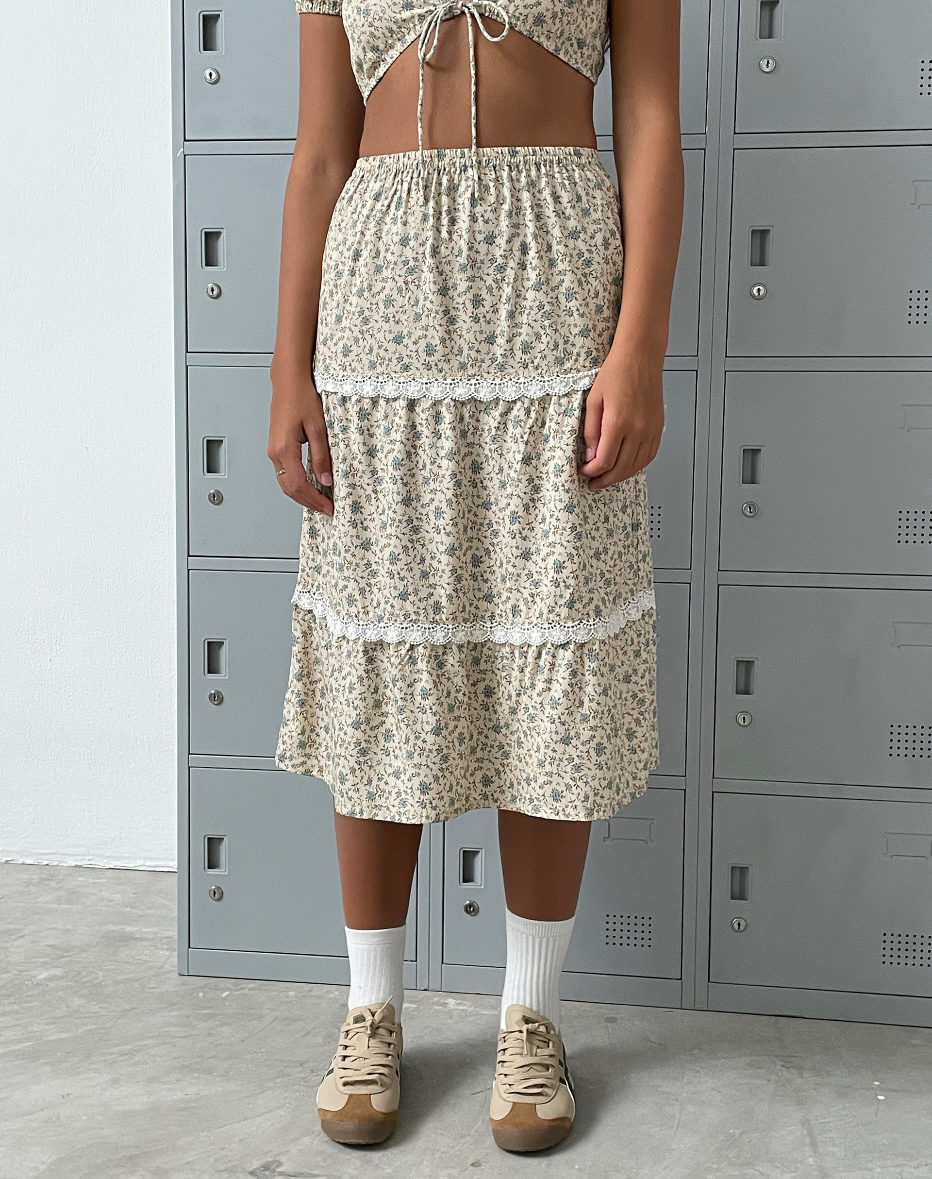 Imagen de Maxce Falda Midi en Azul Antiguo y Floral Marfil