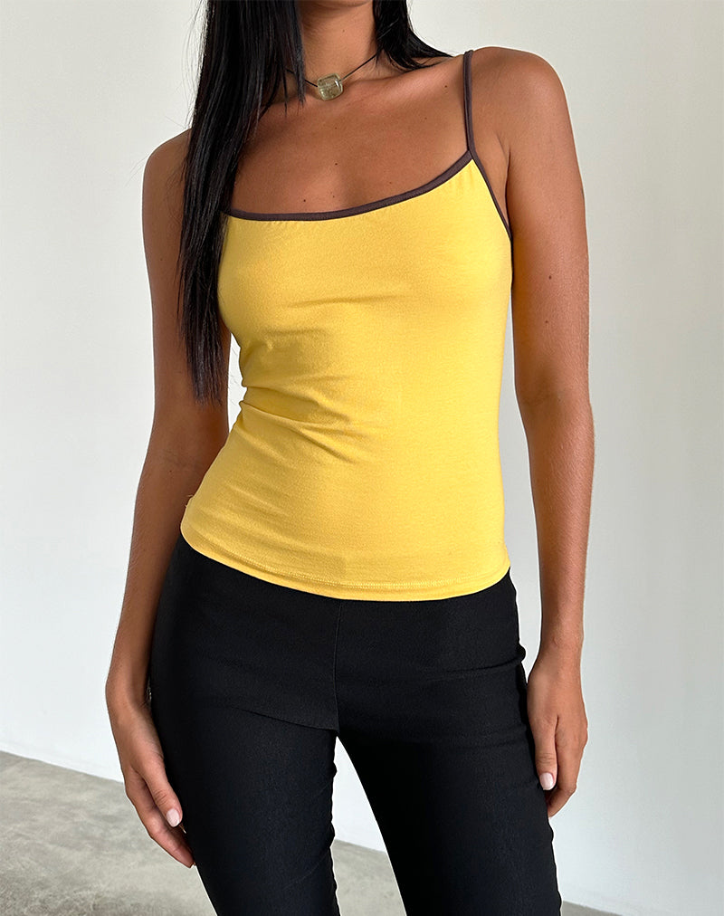 Imagen de Solani Top en Yellow May con Deep Mahogany Binding