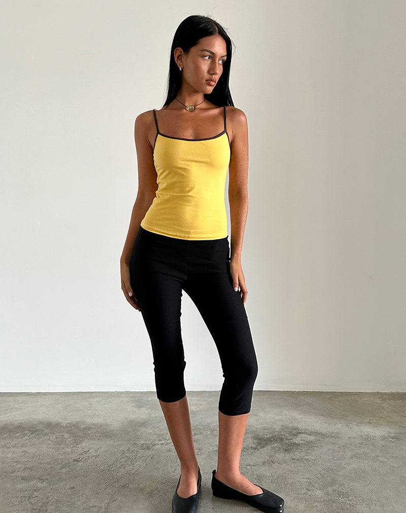 Imagen de Solani Top en Yellow May con Deep Mahogany Binding
