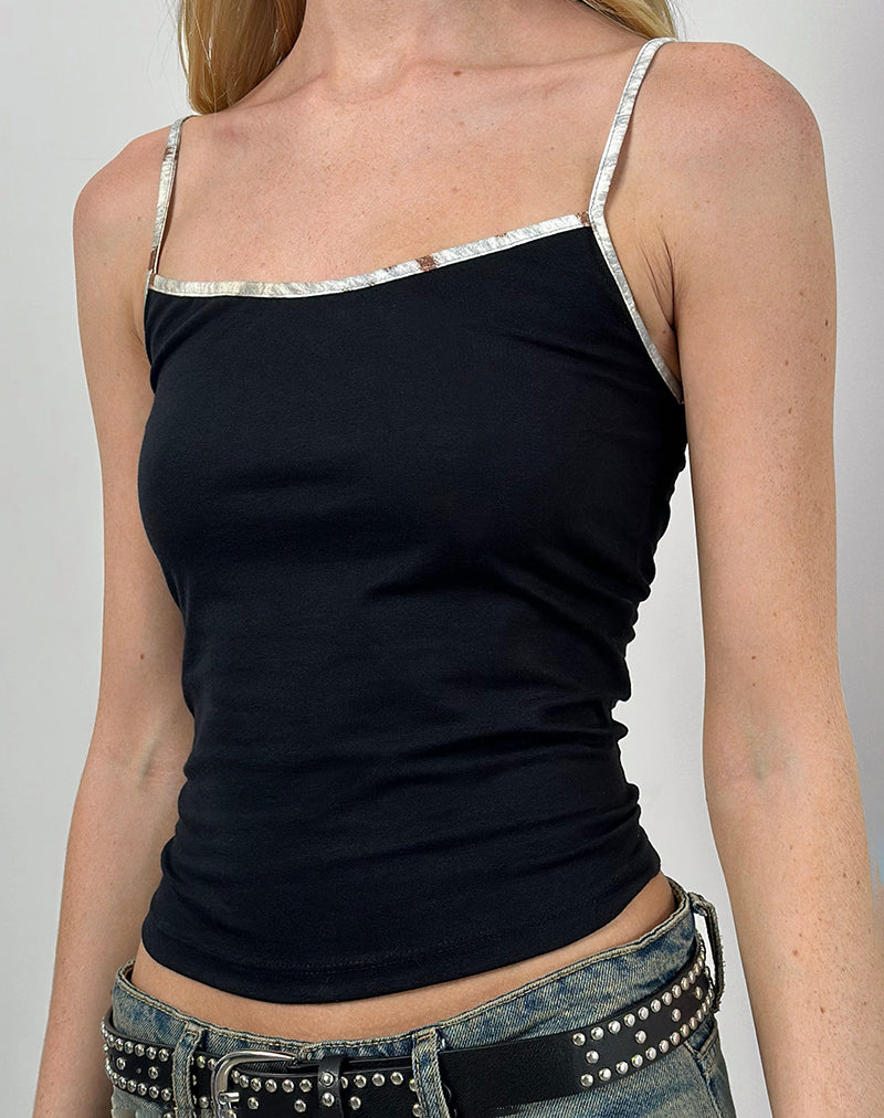 Imagen de Solani Top en negro con Bambi Animal Binding