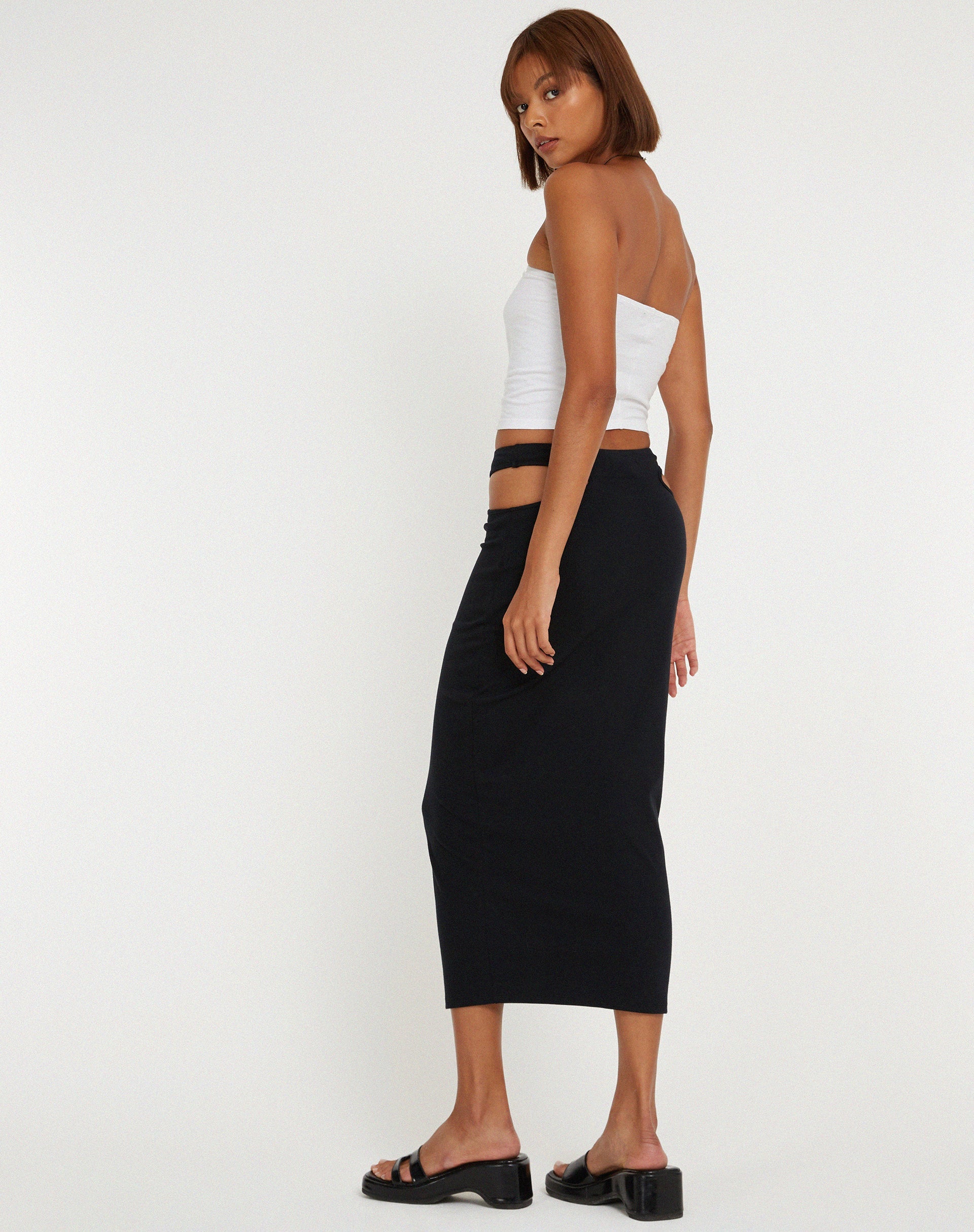 imagen de Steira Falda Midi en Negro