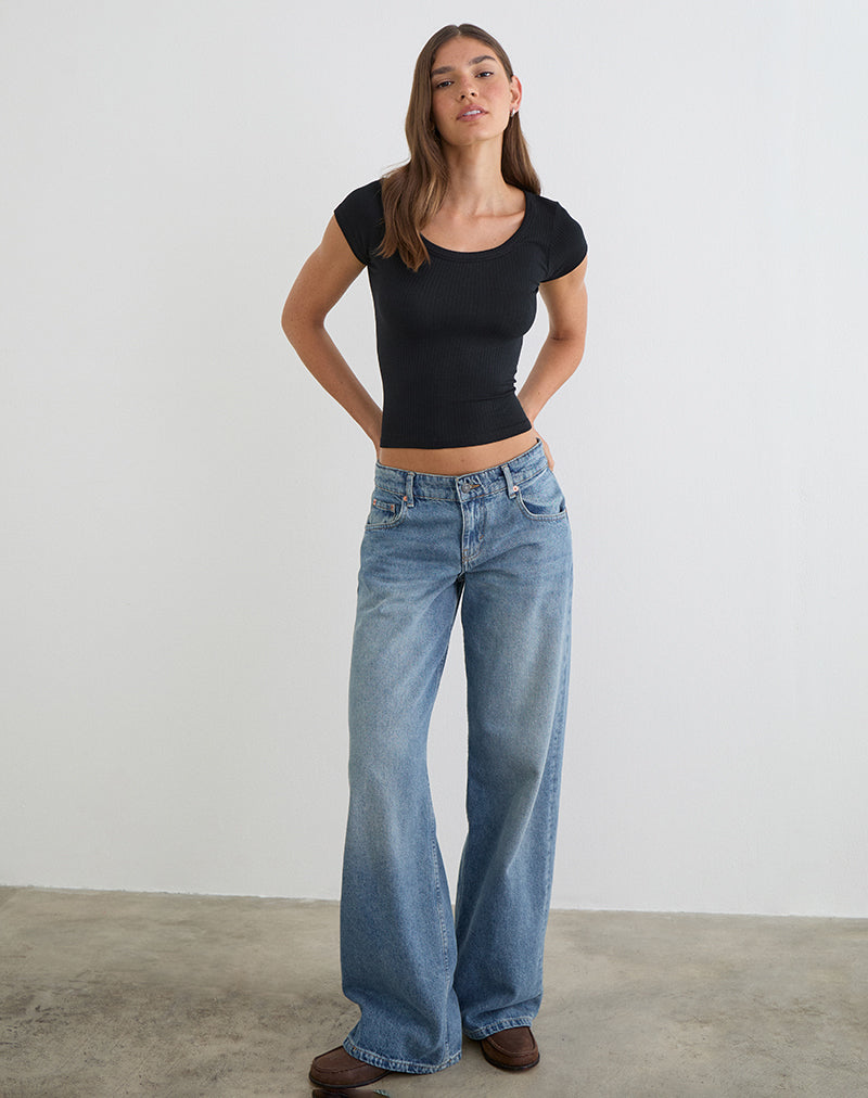 Imagen de la camiseta Sumala en negro con canalé grueso