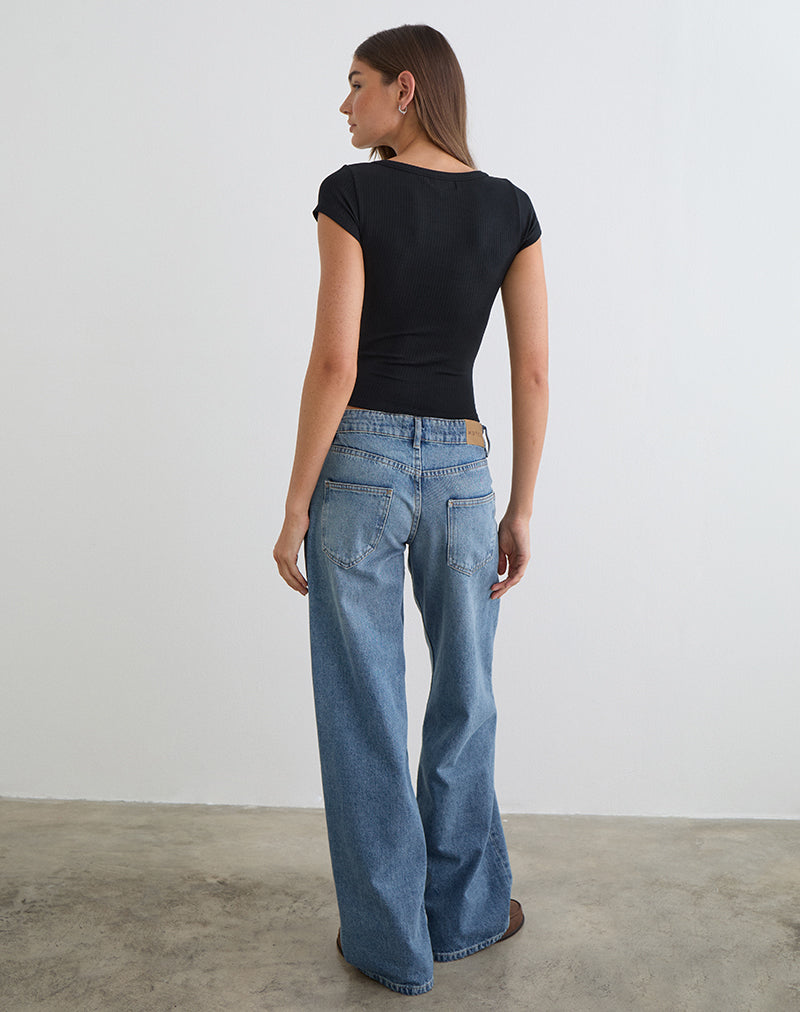 Imagen de la camiseta Sumala en negro con canalé grueso