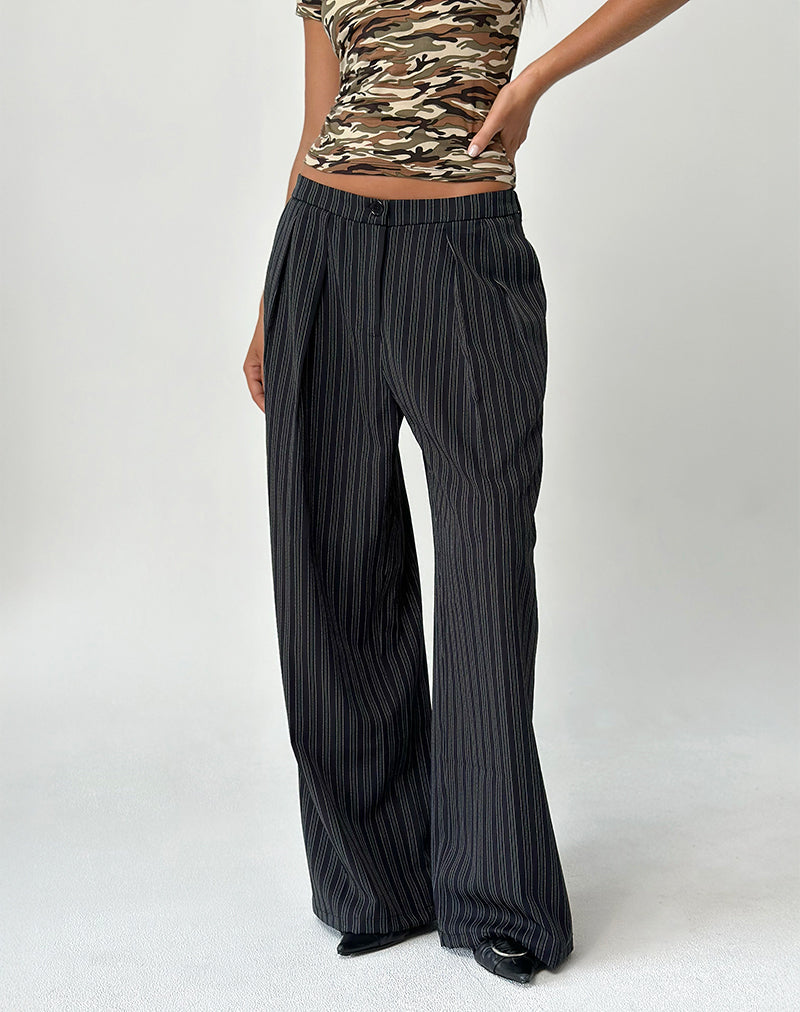 Imagen de Syra Pantalones Plisados a Rayas Negras