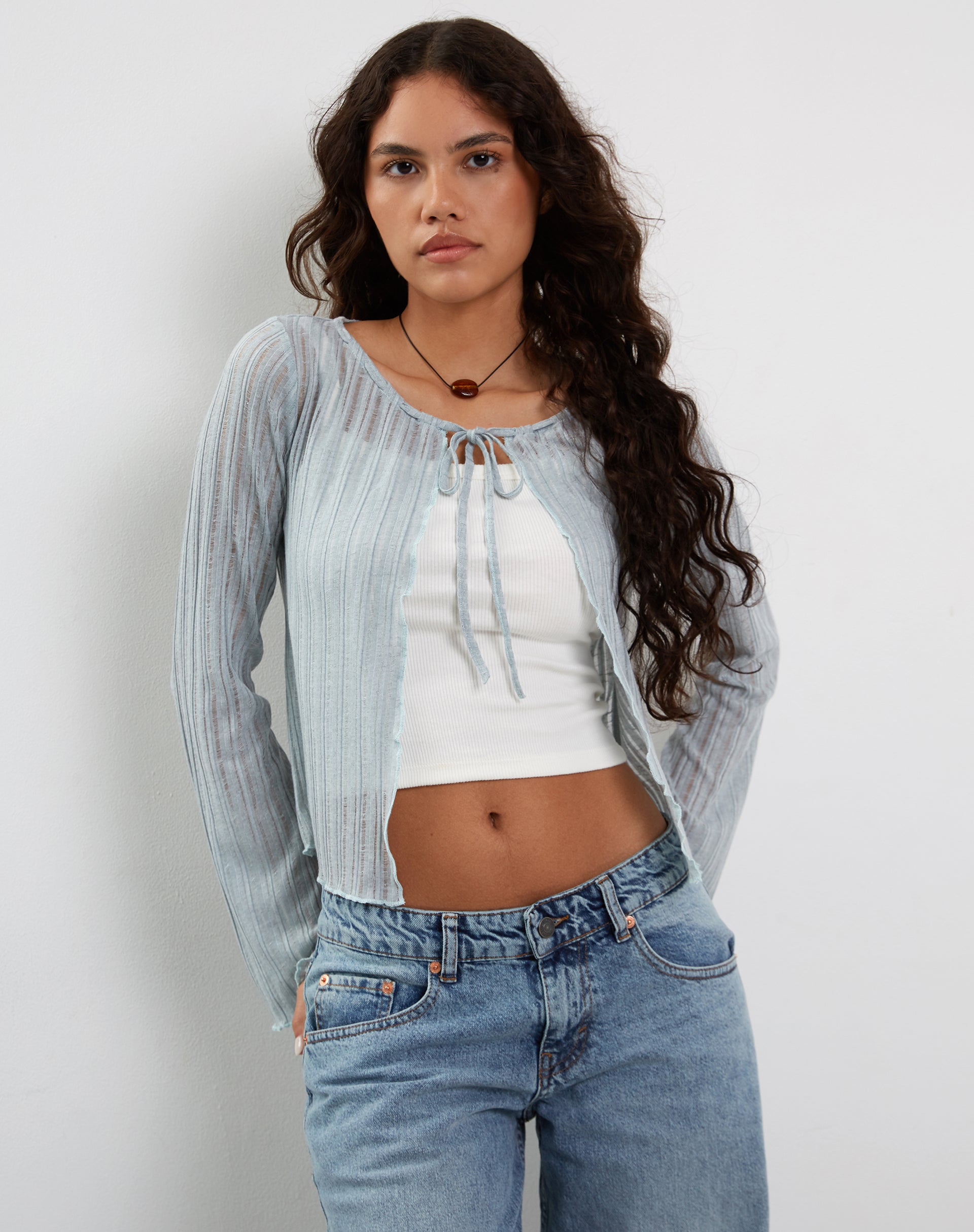 Imagen de Tabitha Tie Front Cardigan en Powder Blue